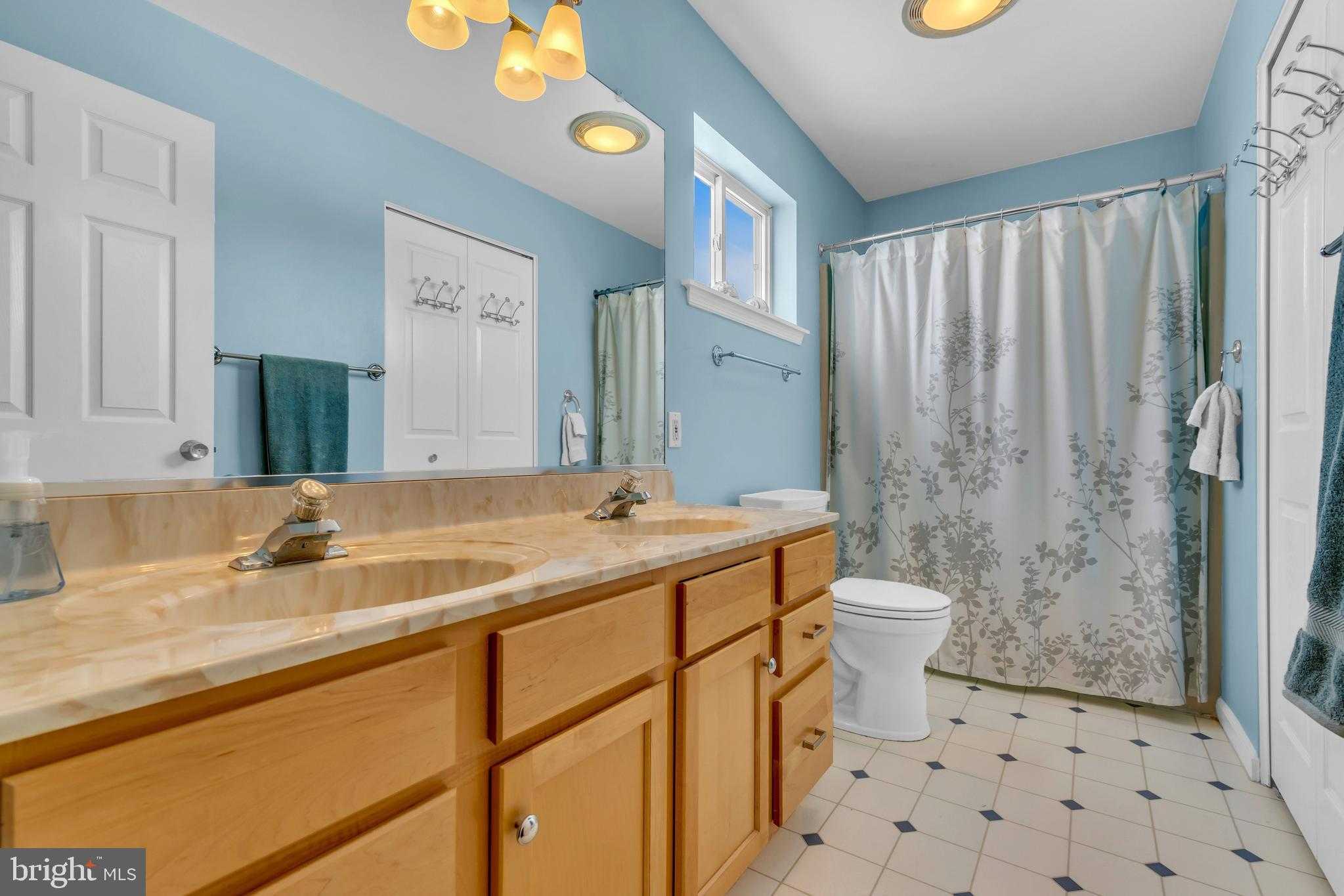 2593 Halleck Dr photo 42