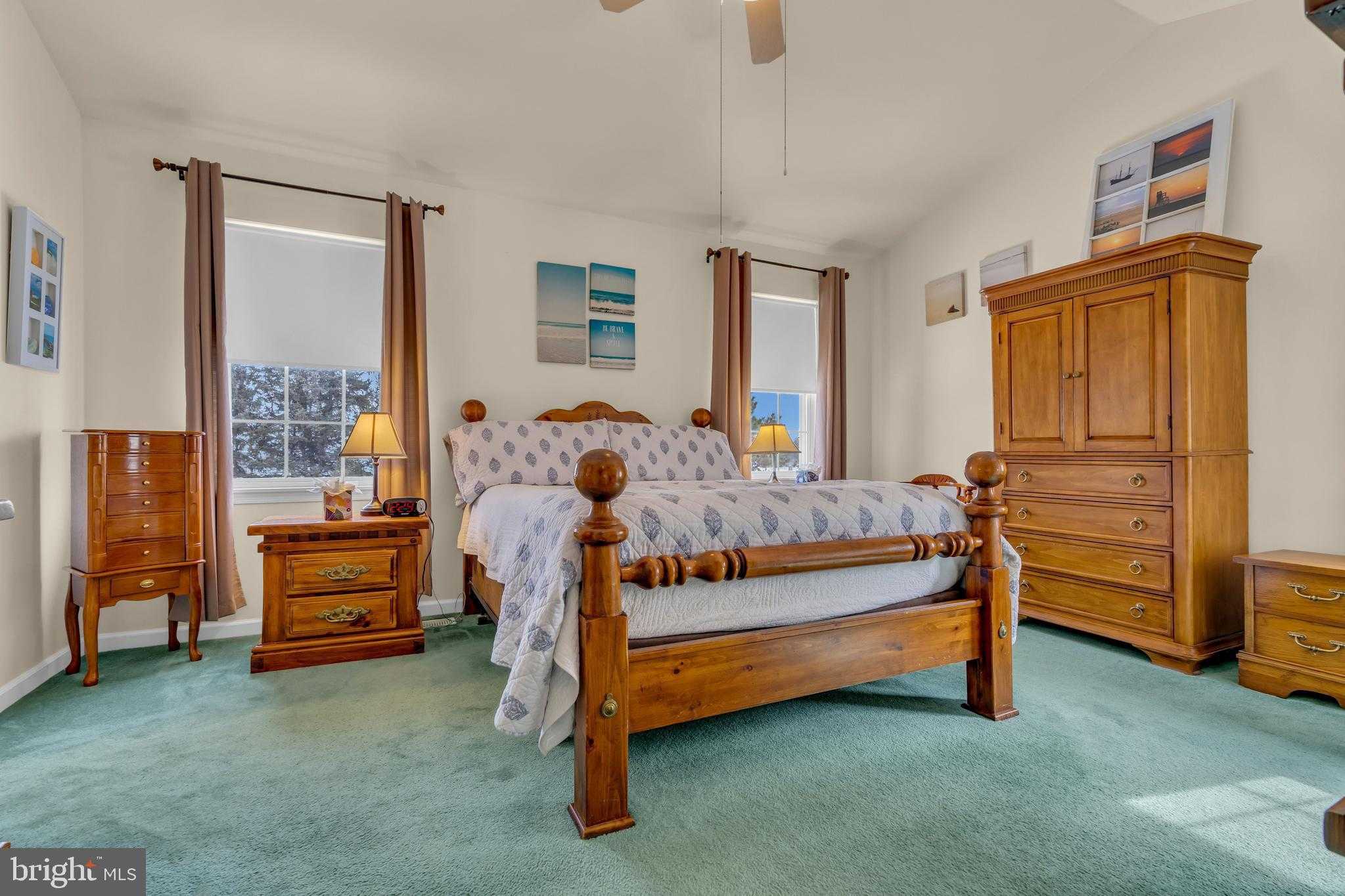 2593 Halleck Dr photo 43