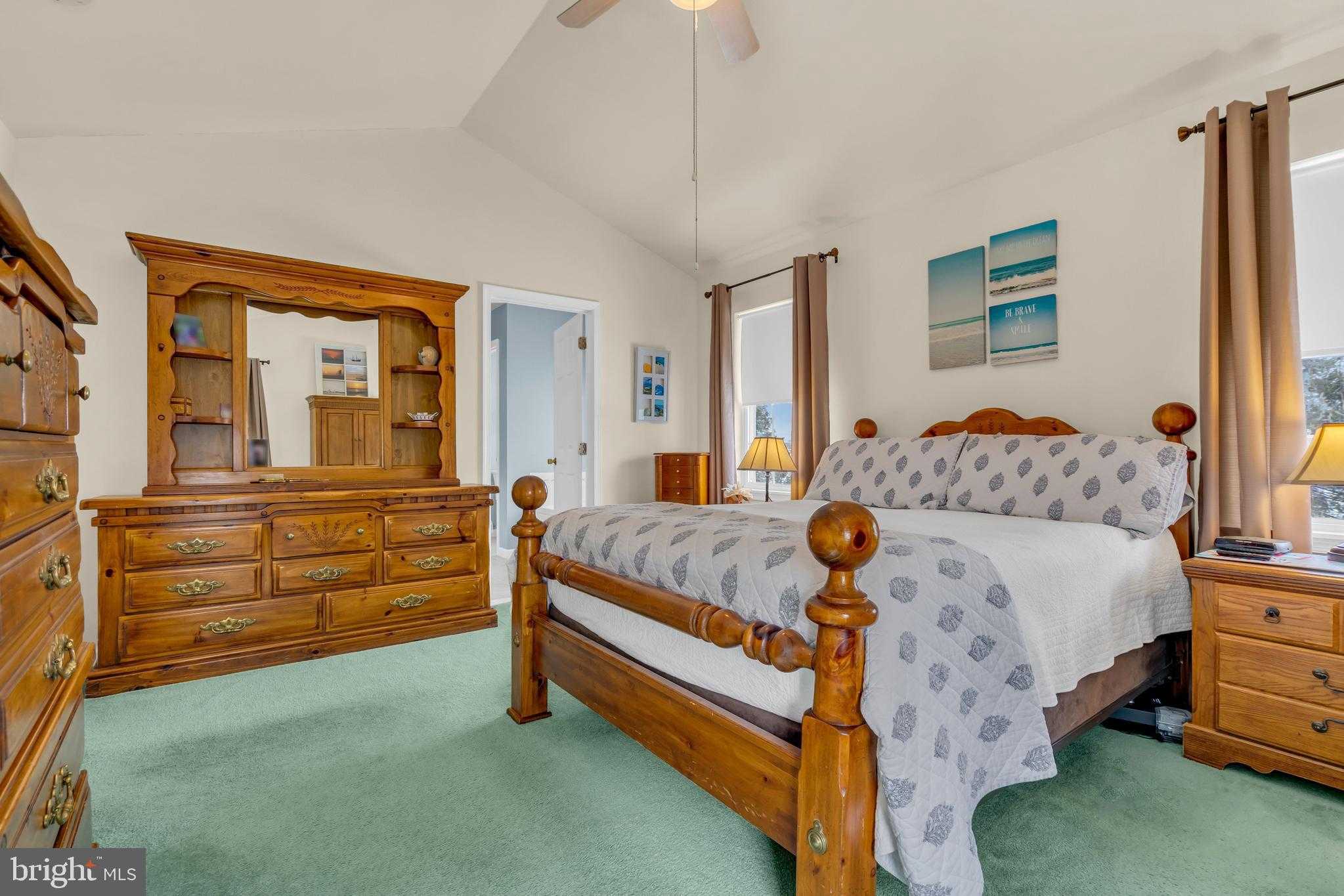 2593 Halleck Dr photo 45