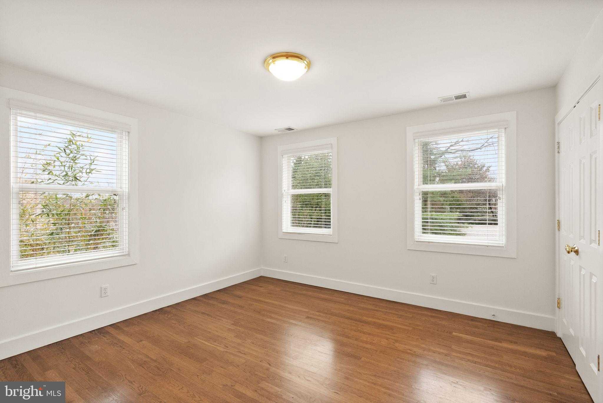 6523 79th Pl photo 33