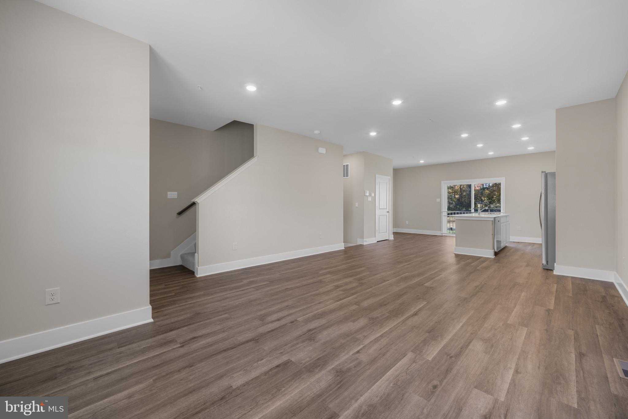 403 Halyard CT photo 9