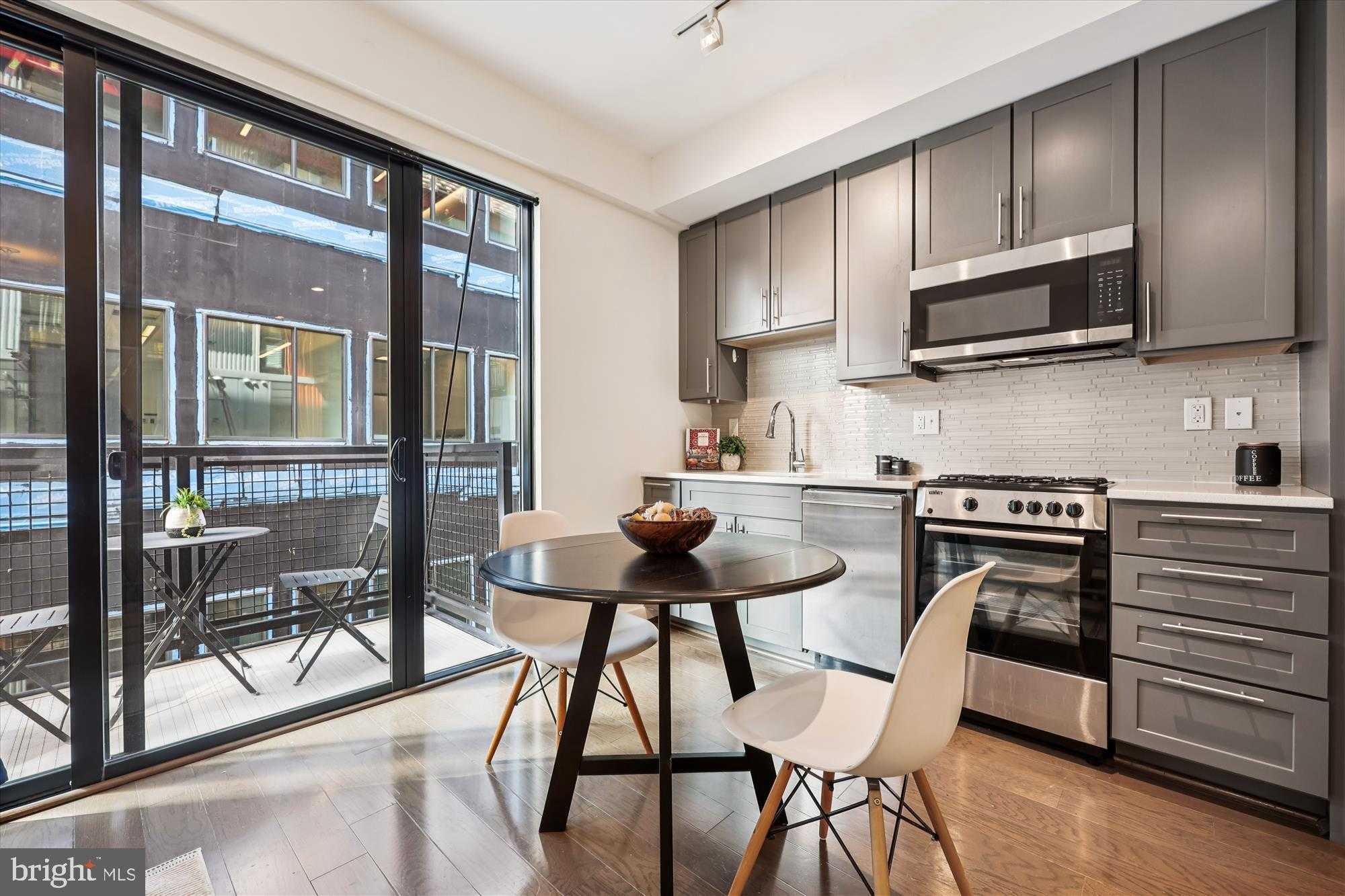 1320 Fenwick Ln Unit 606 photo 10