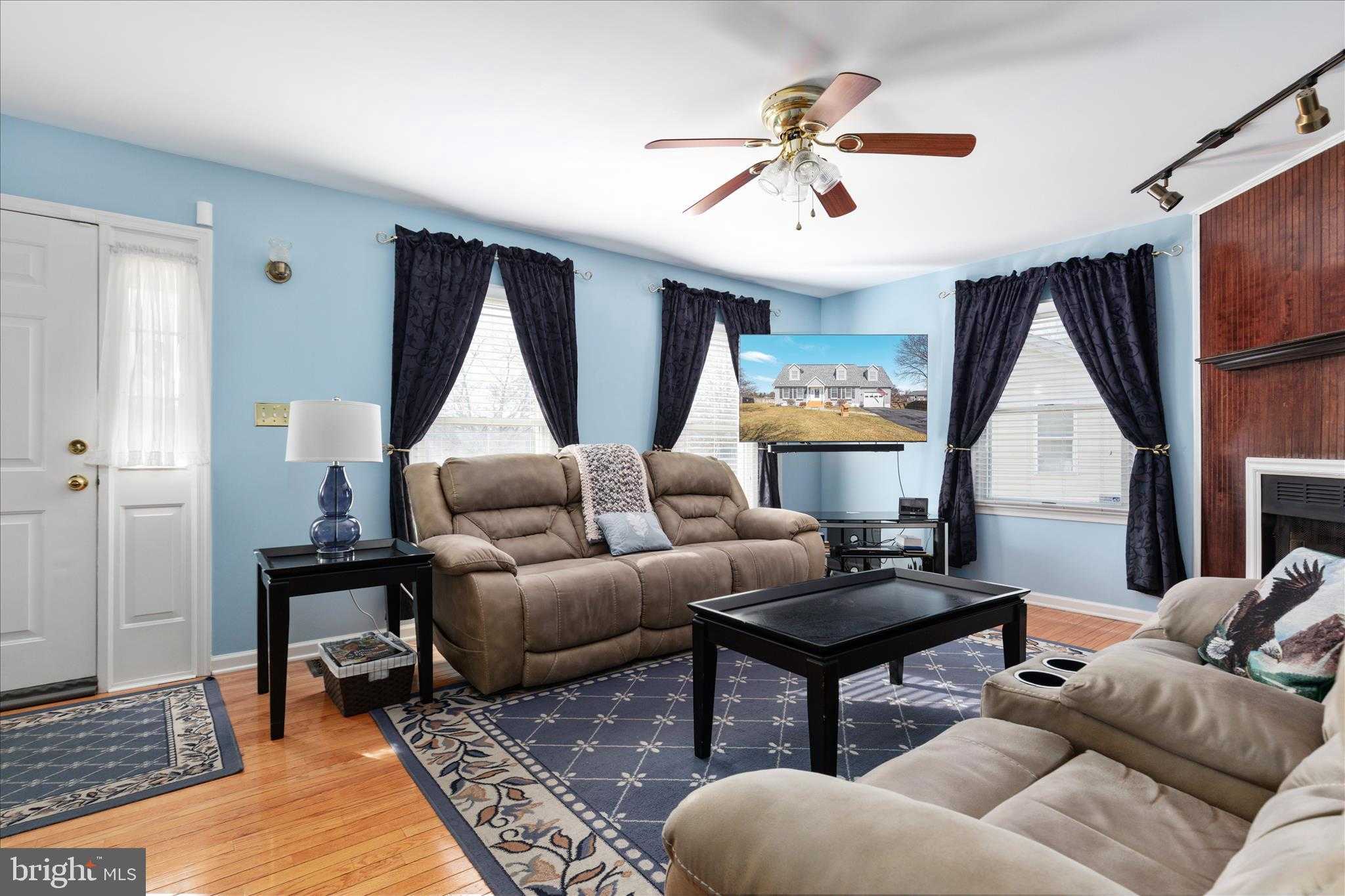 81 Barbie Ln photo 9