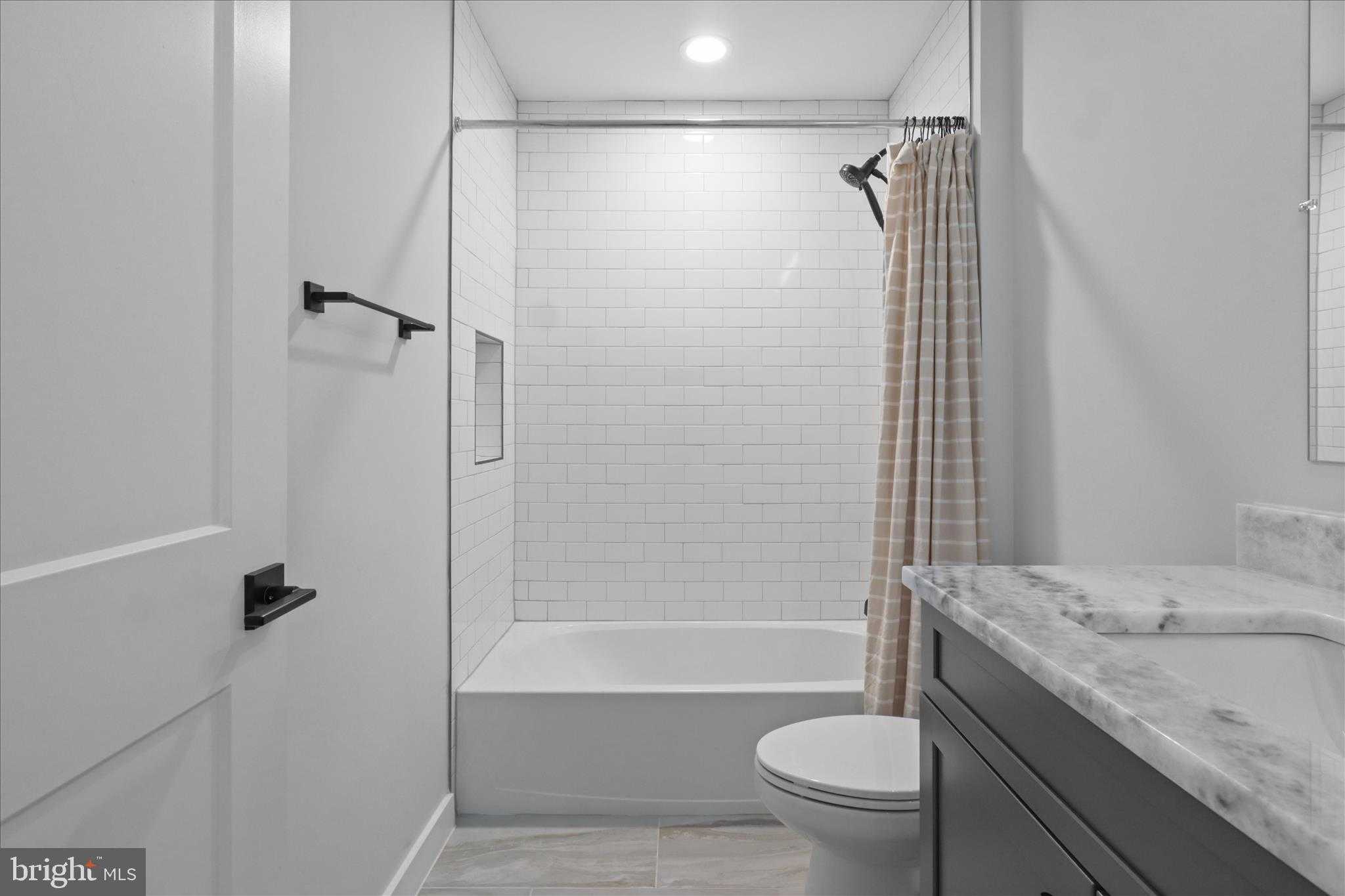 6625 Oak Dr photo 28