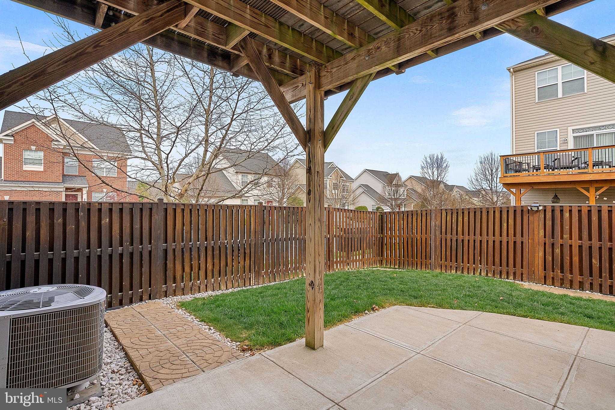 201 Arrow Crown CT photo 50