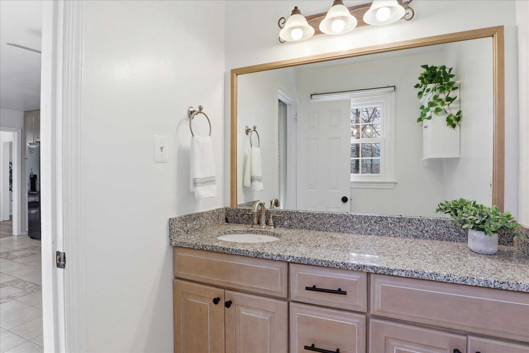 8109 Overton CT photo 16