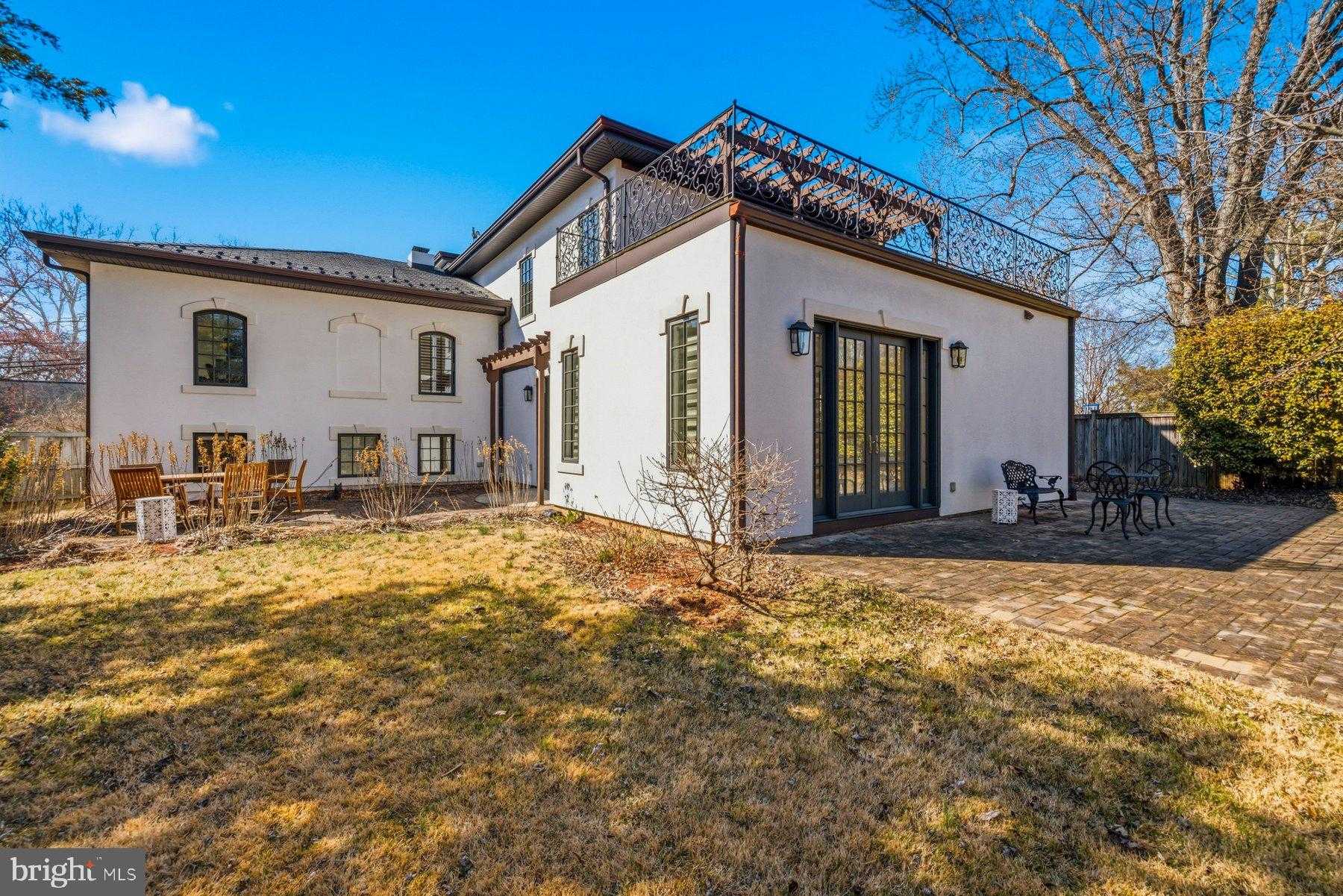 9607 Singleton Dr photo 9