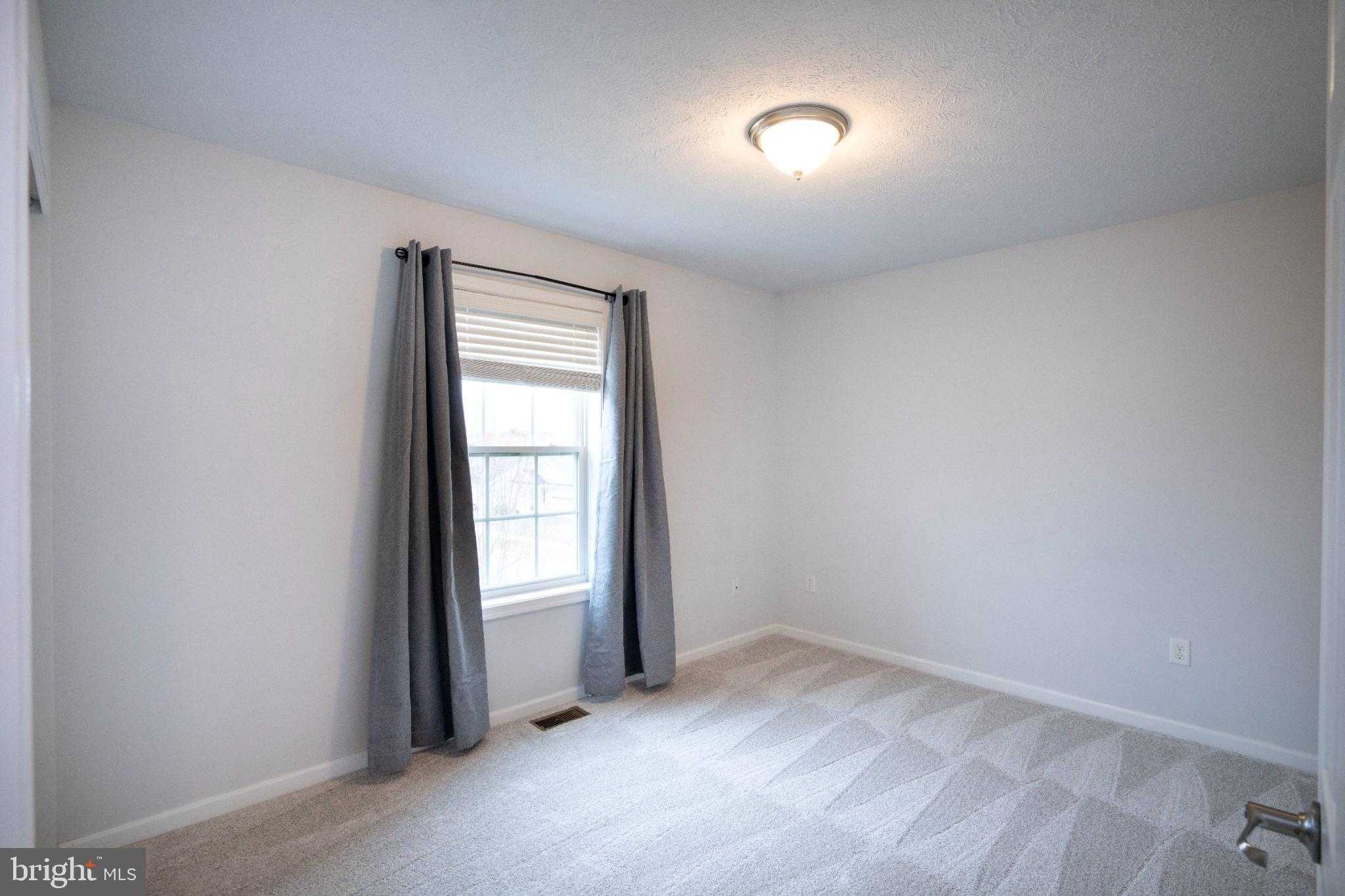 2414 Prairie Rose Ln photo 33