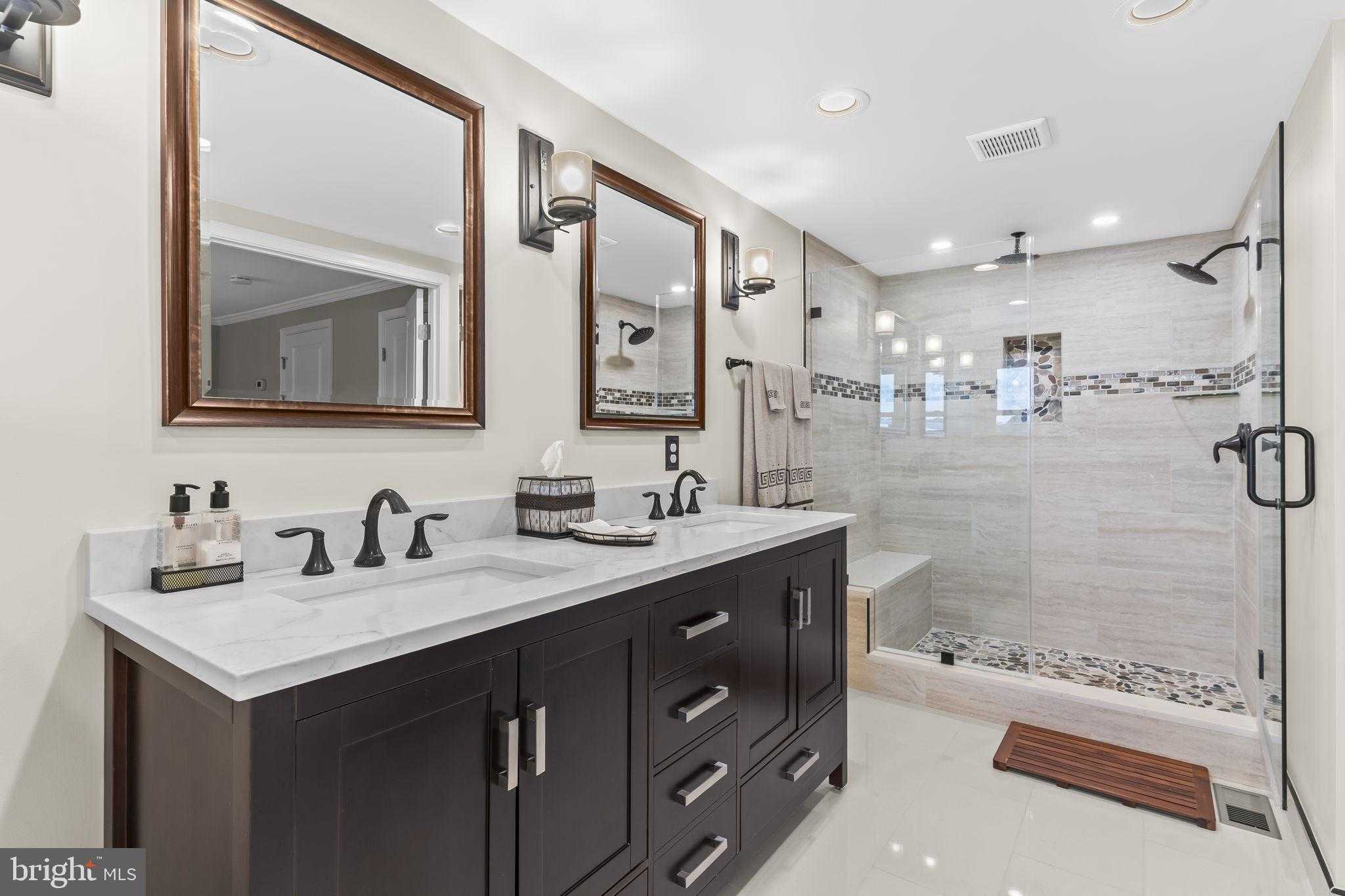 8074 Windward Key Dr photo 32