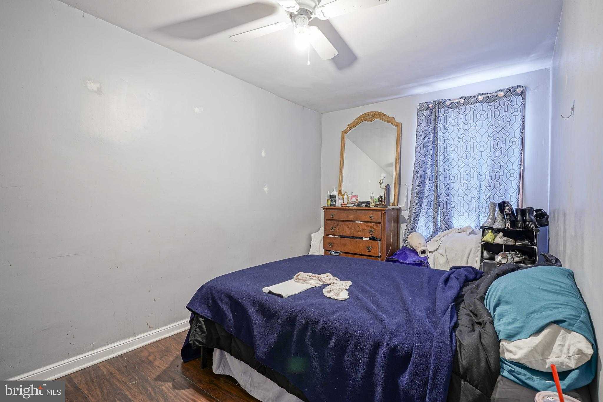 6336 Calvert St photo 16