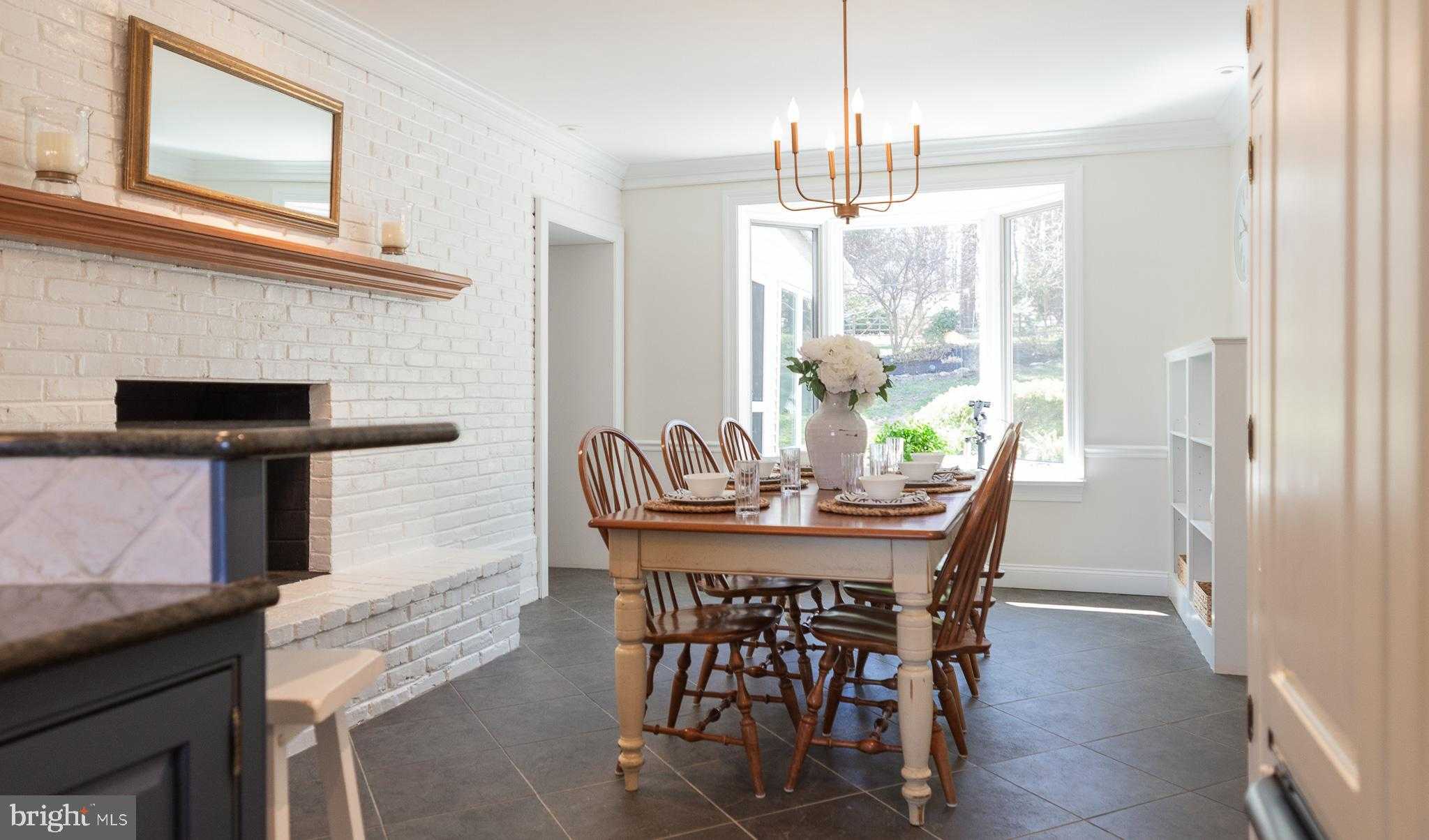 650 Timber Ln photo 14