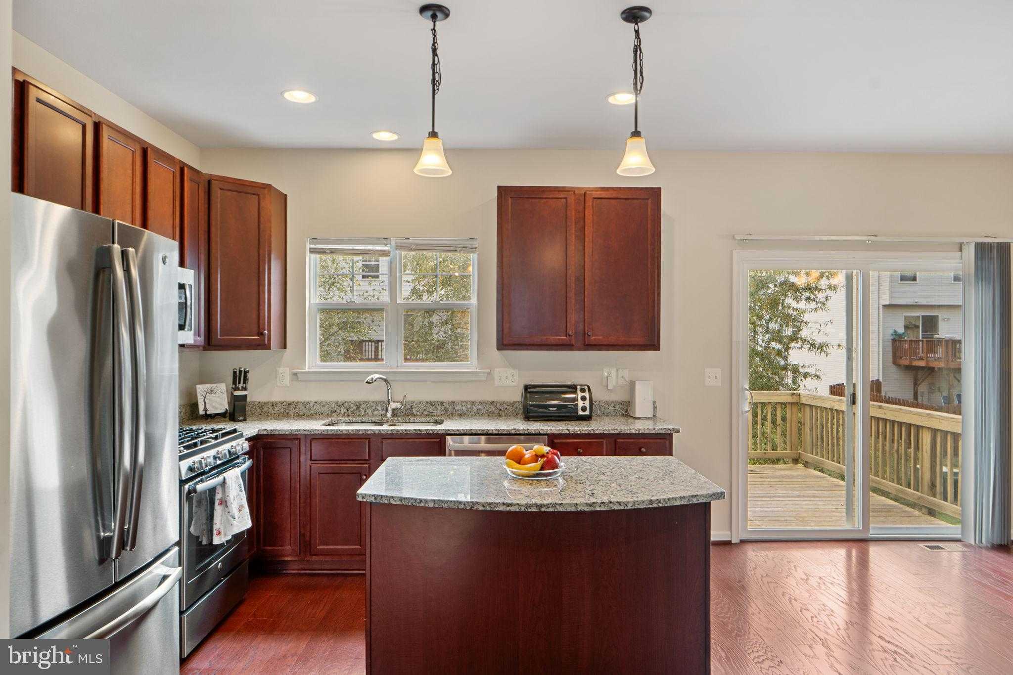 2210 Mallard Landing Dr photo 5