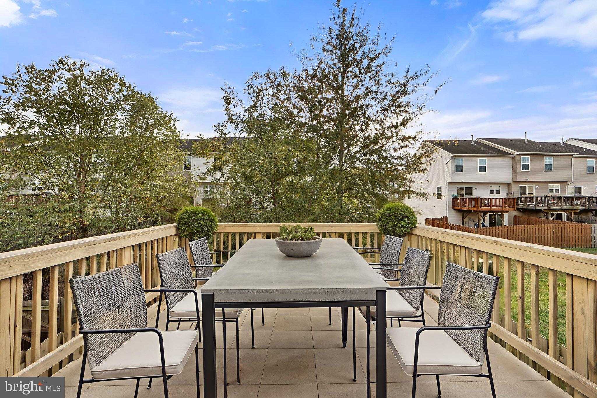 2210 Mallard Landing Dr photo 9