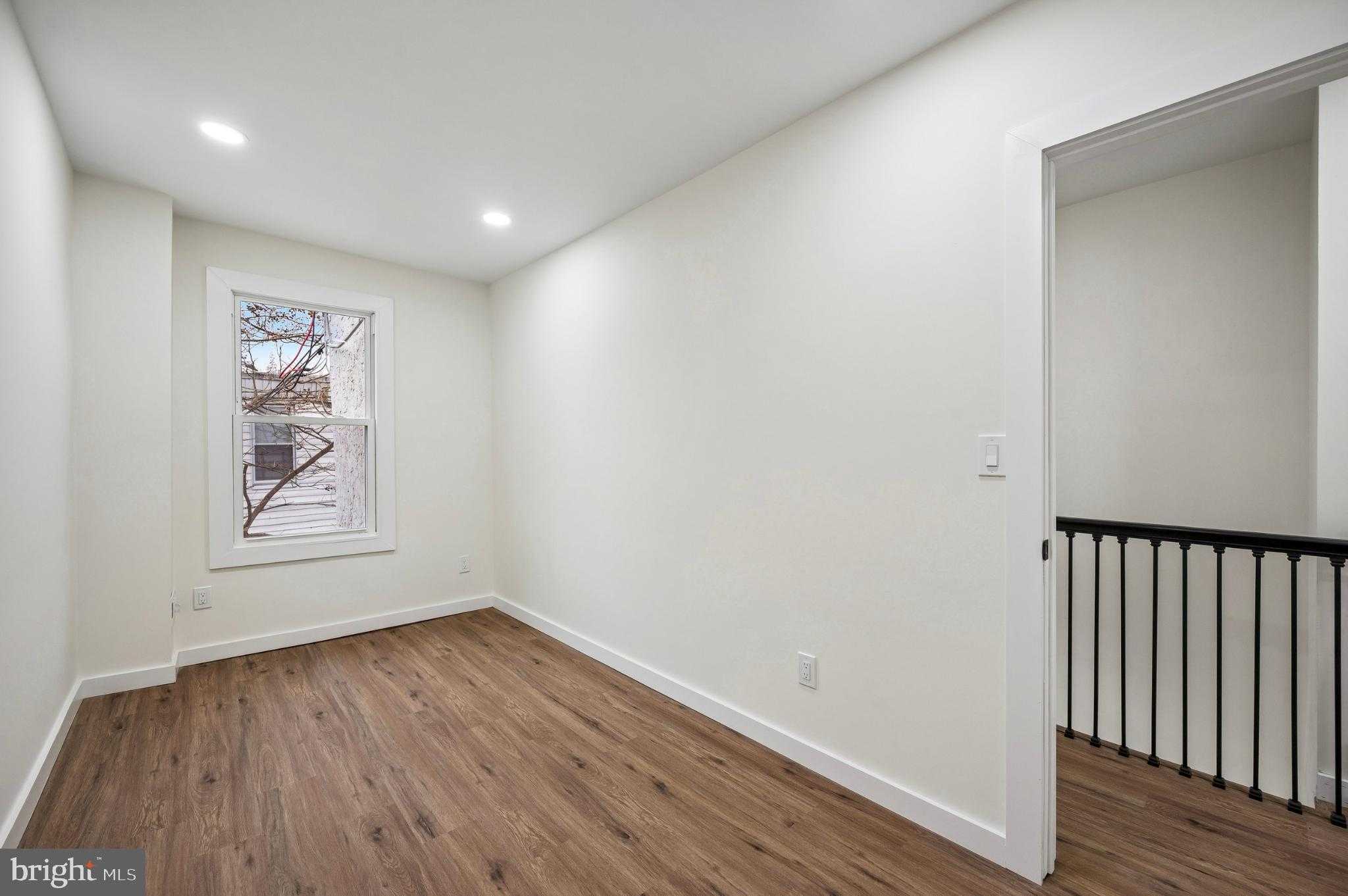 1702 N Stillman St photo 7