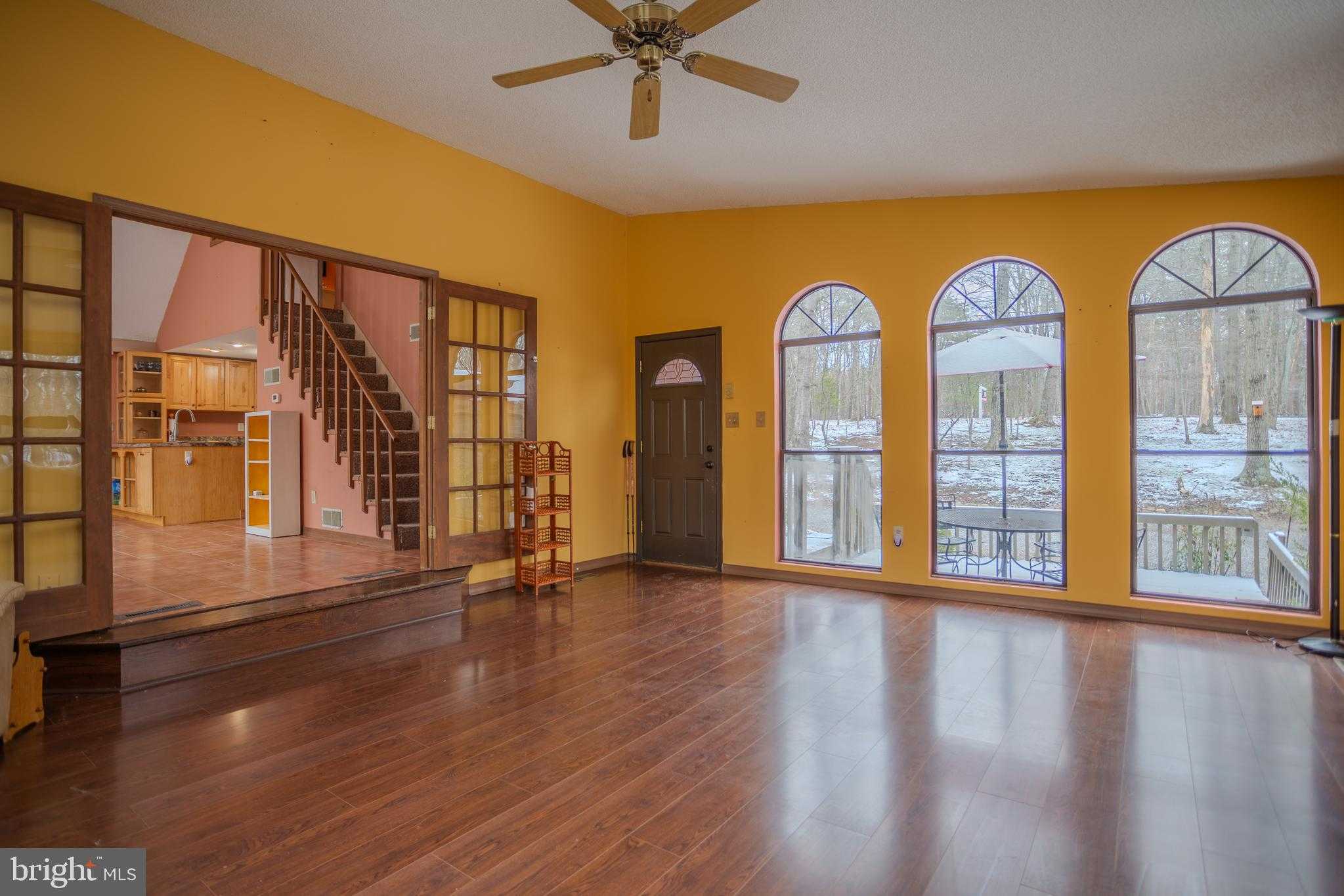 734 Walden Rd photo 7