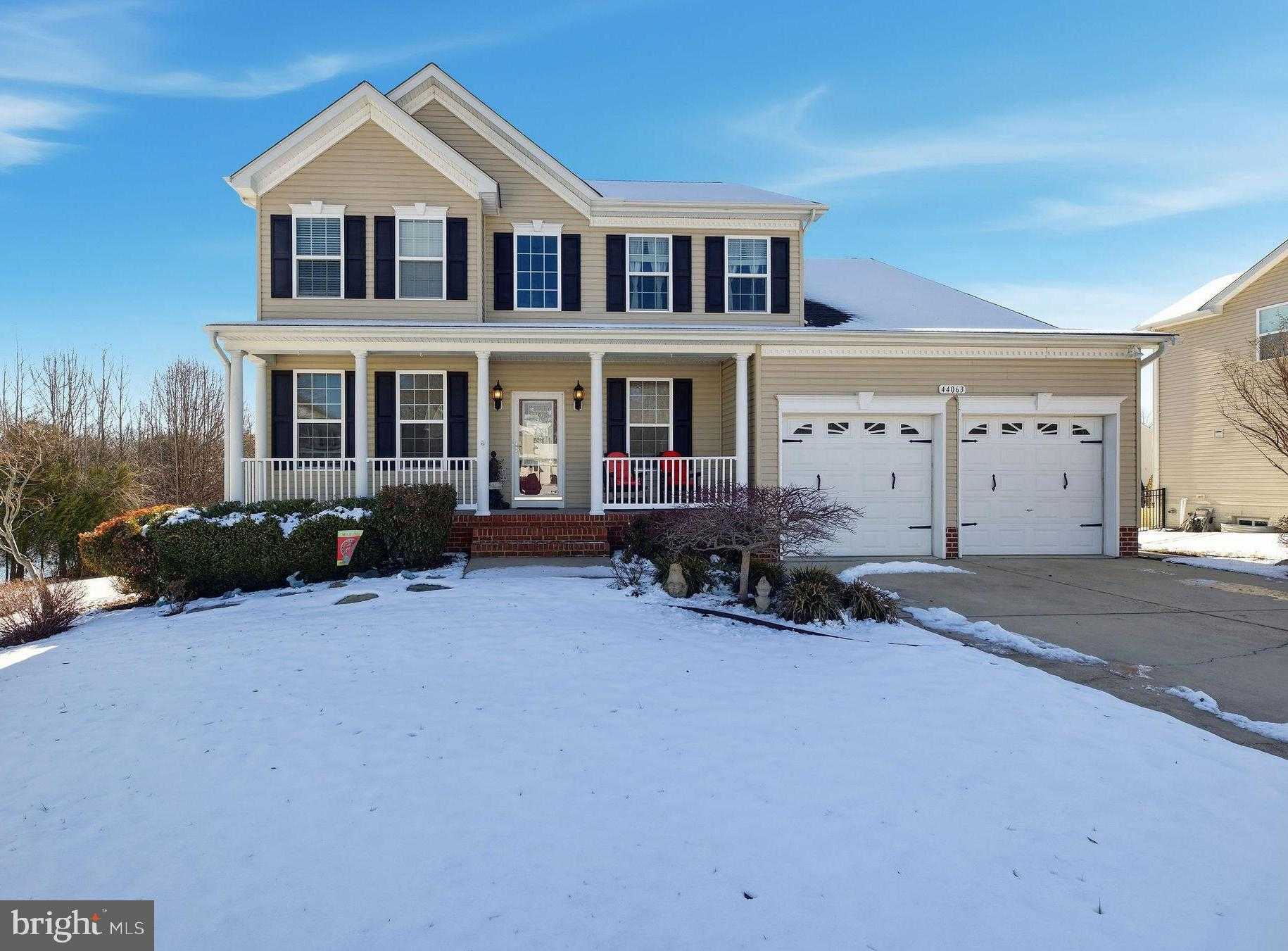 44063 E Mervell CT, Hollywood