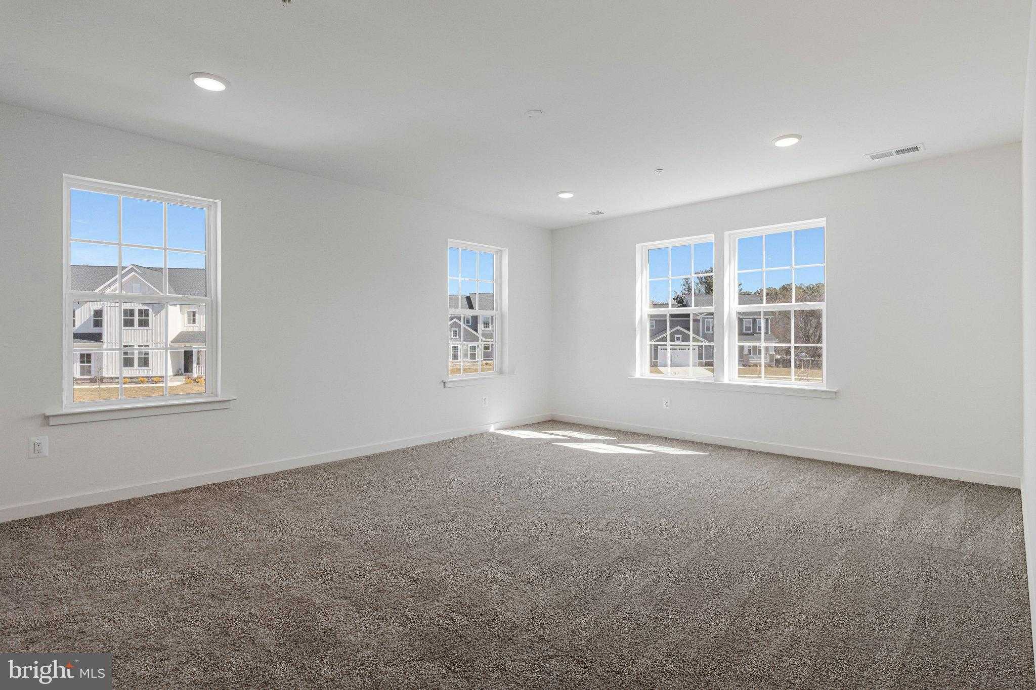 701 Pineapple CT photo 53