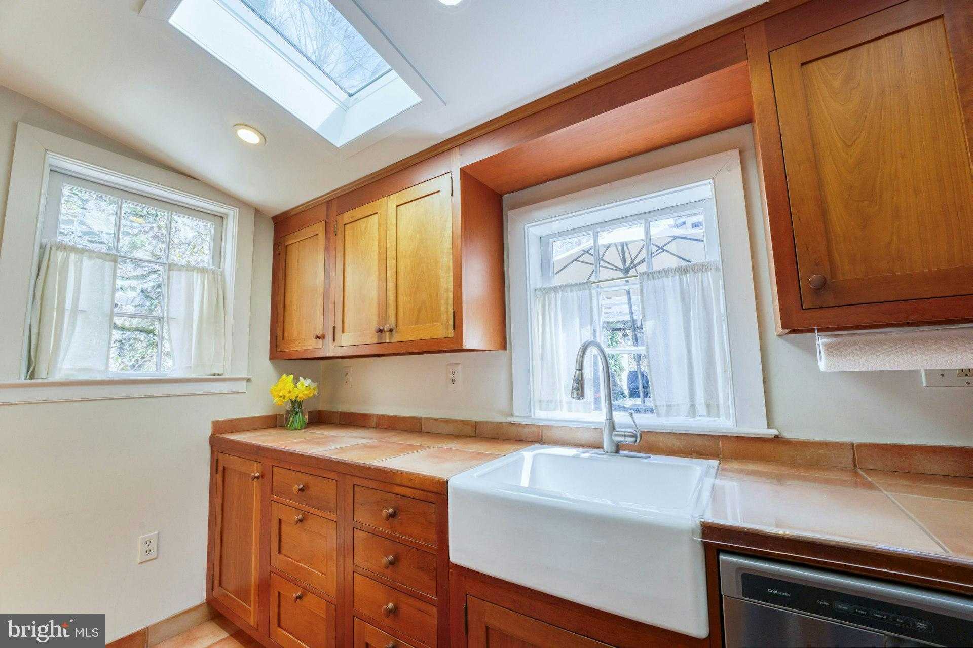 40162 Main St photo 18