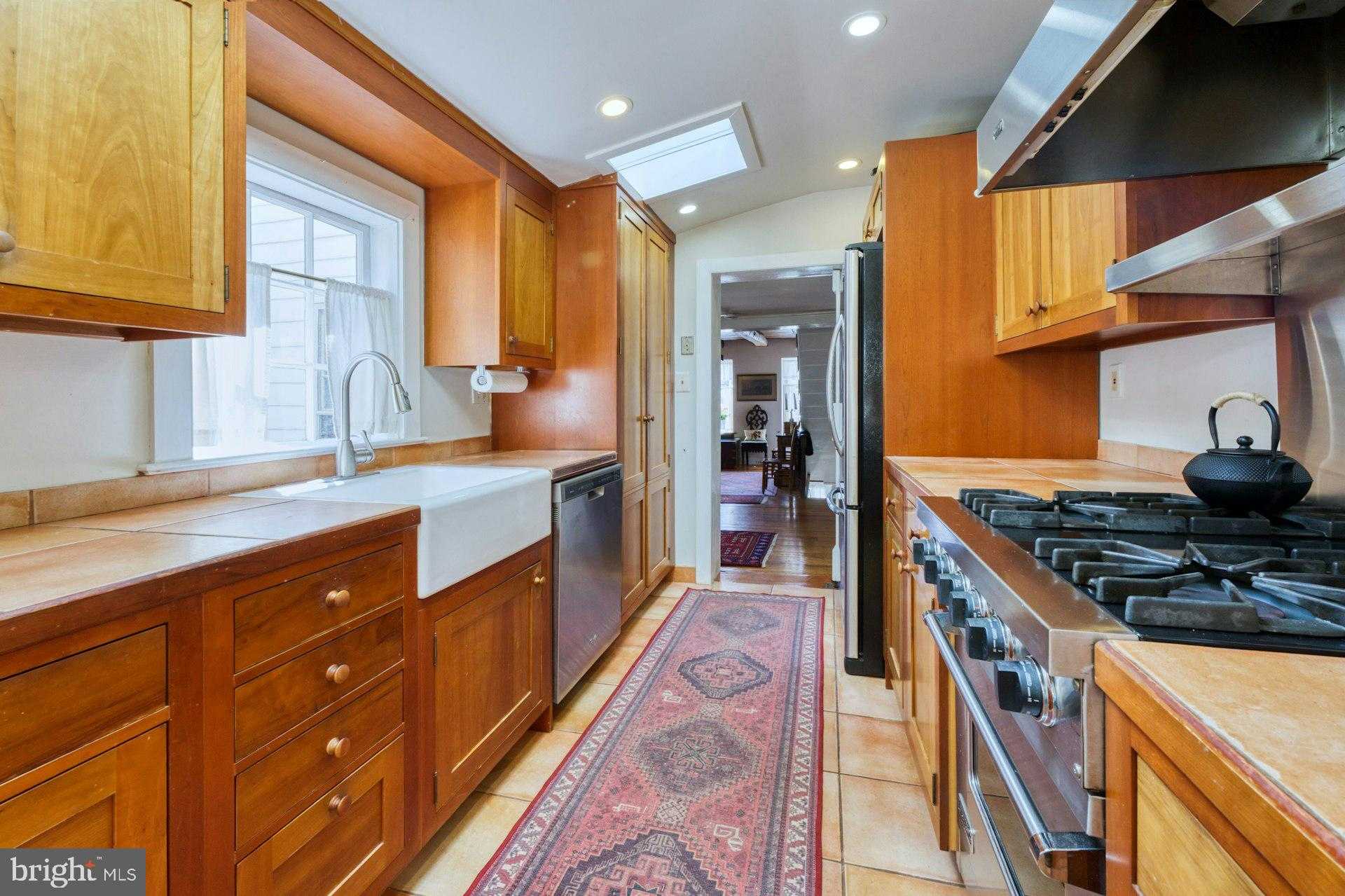 40162 Main St photo 19