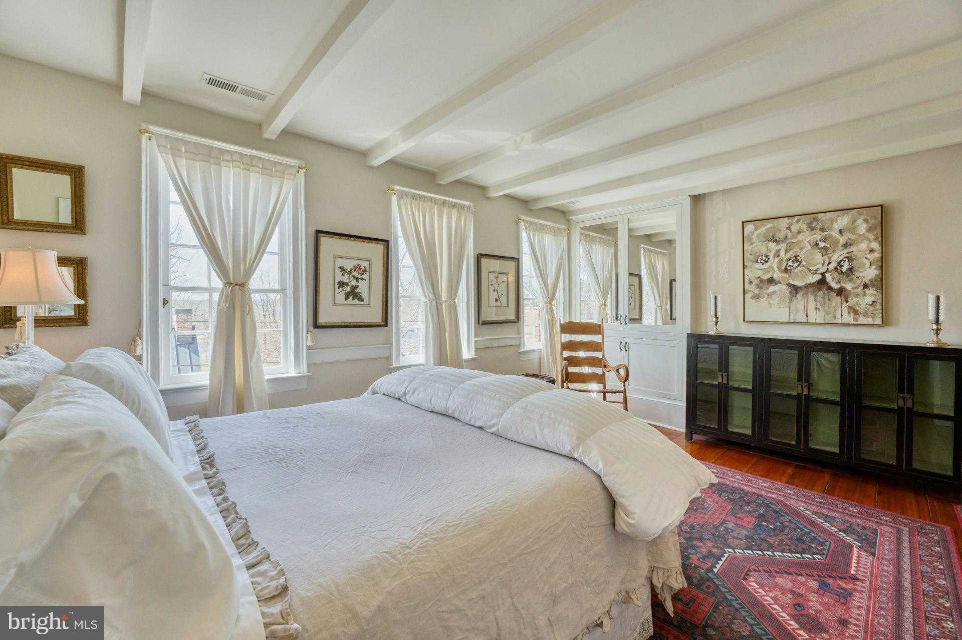 40162 Main St photo 31