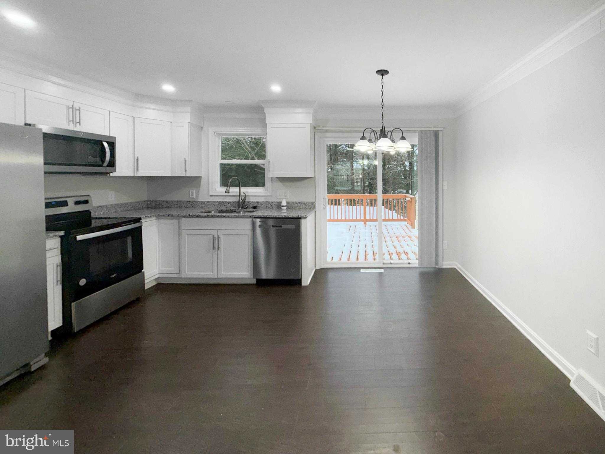 46461 Rosewood Dr photo 10