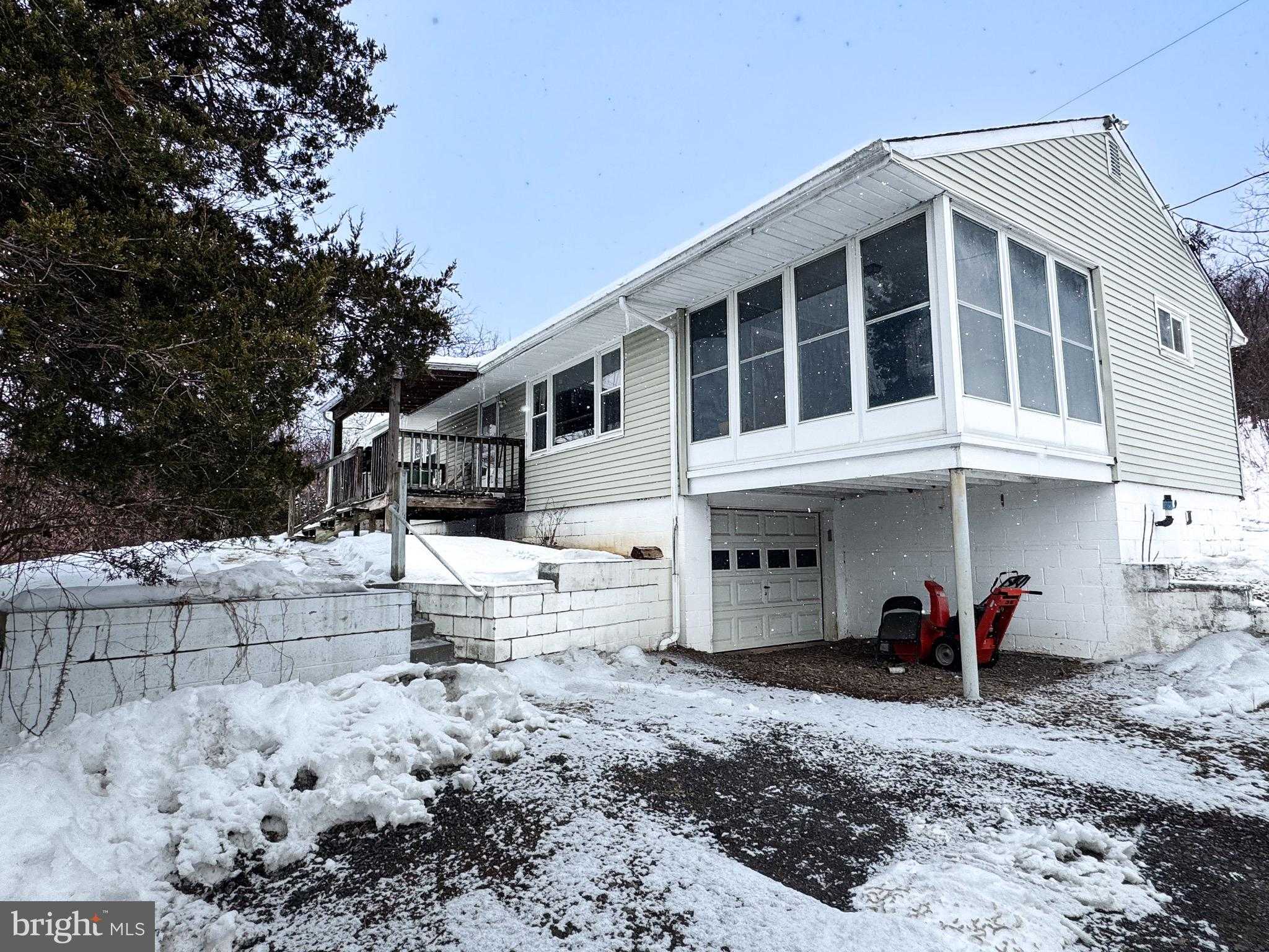 11070 Creekside Dr, Huntingdon