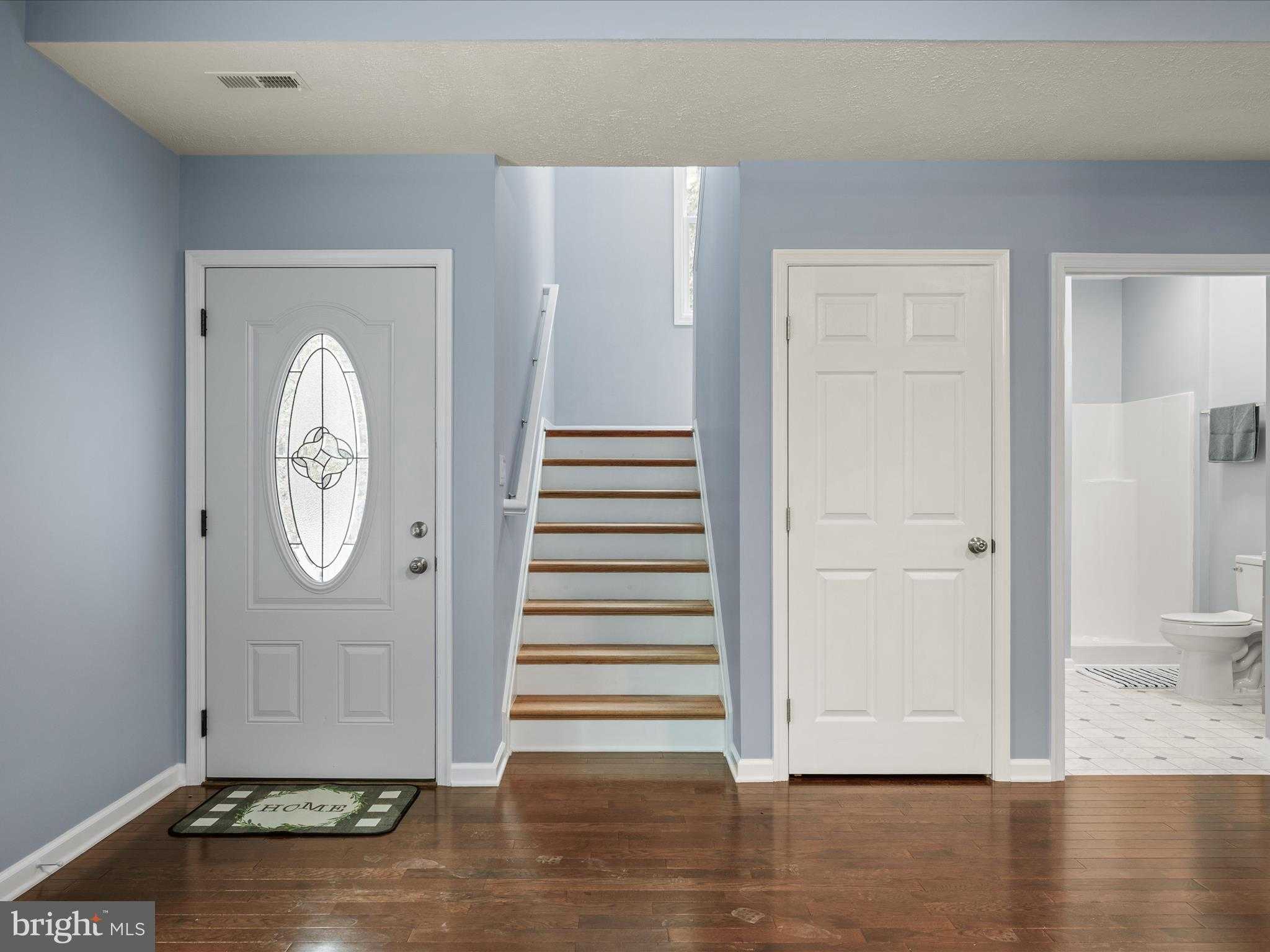 513 Pheasant Dr photo 10