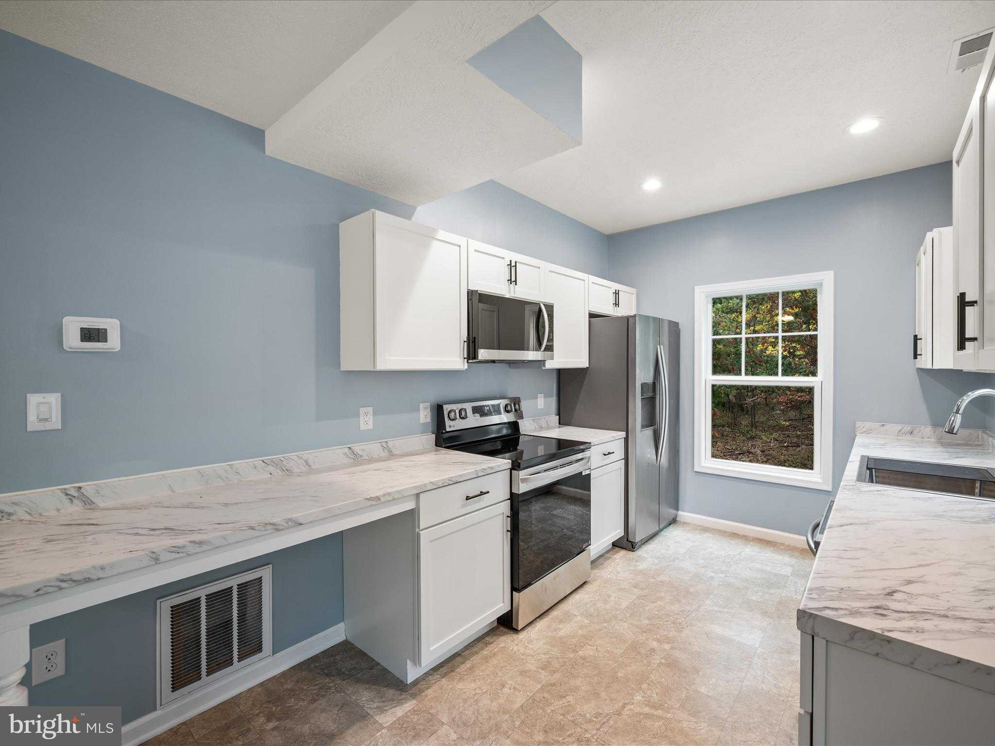 513 Pheasant Dr photo 14