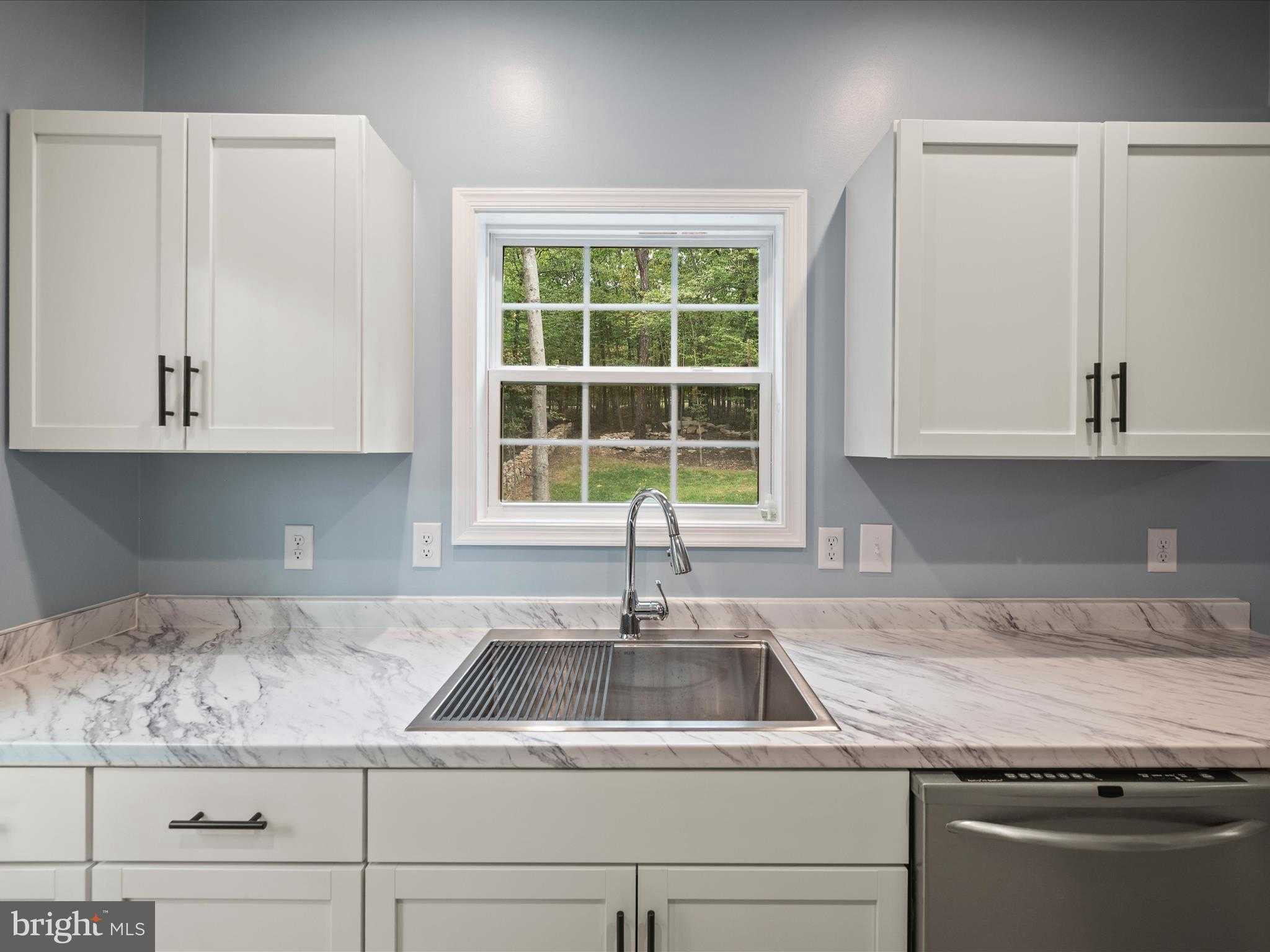 513 Pheasant Dr photo 16