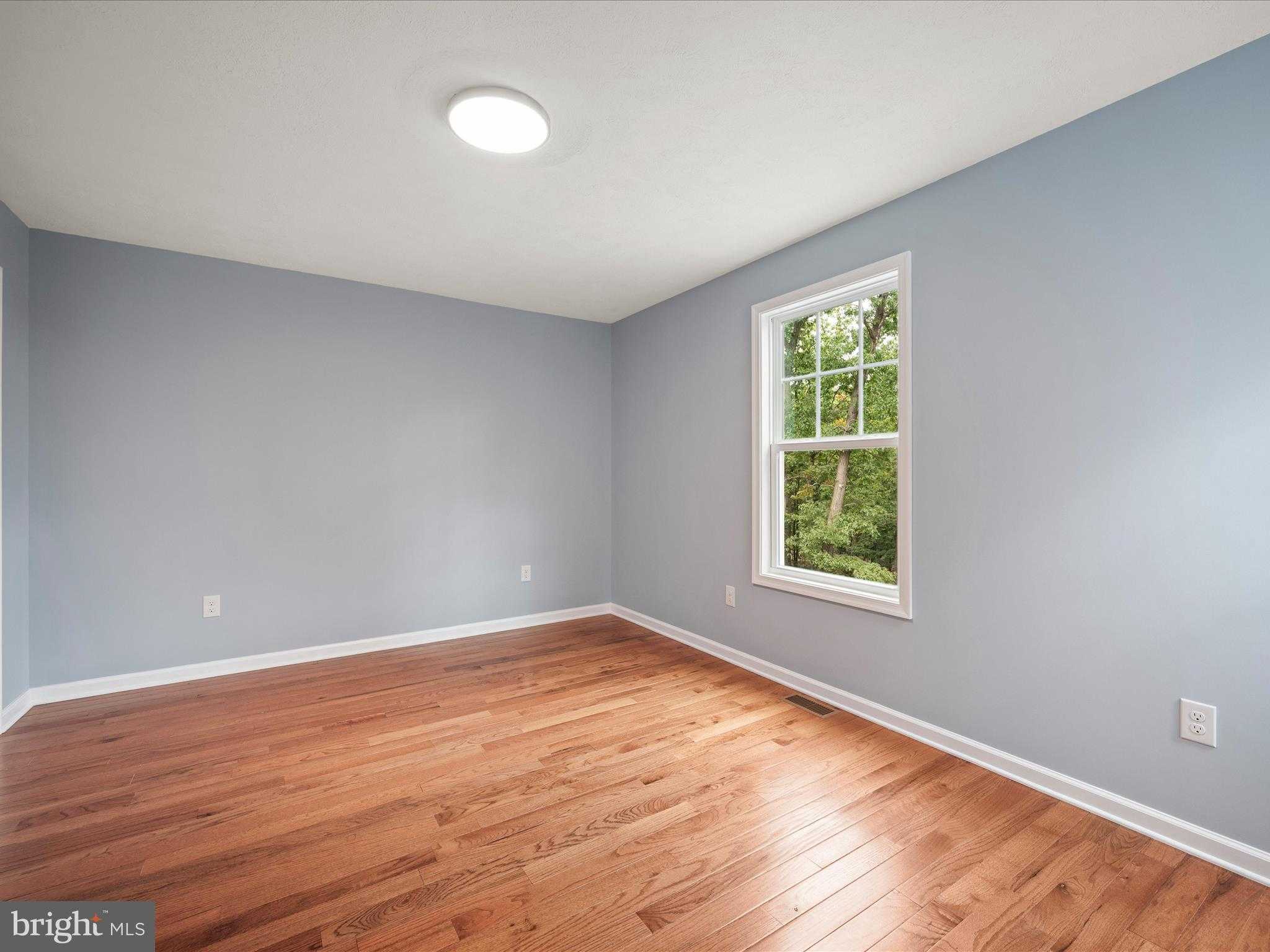 513 Pheasant Dr photo 23