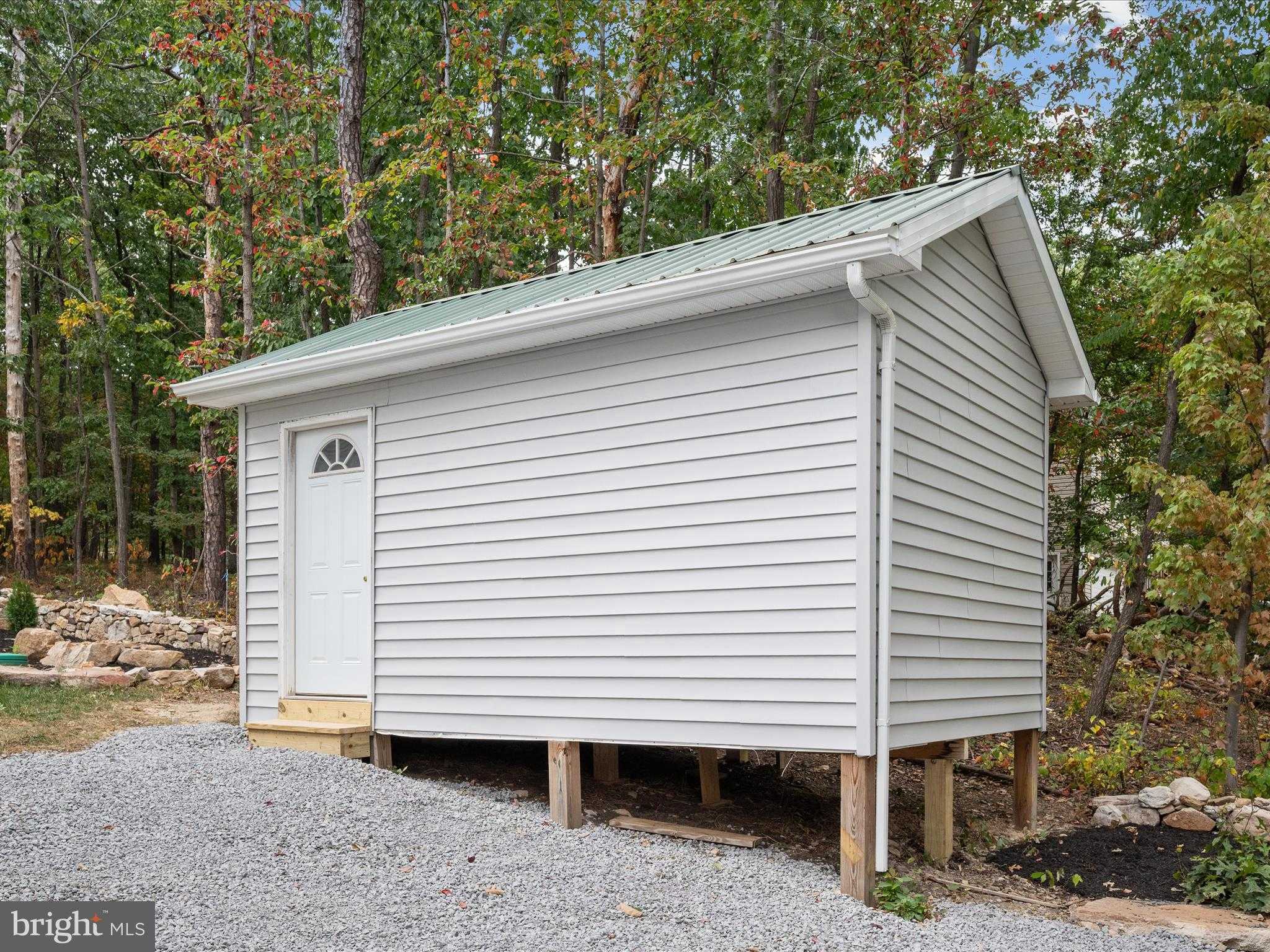 513 Pheasant Dr photo 29