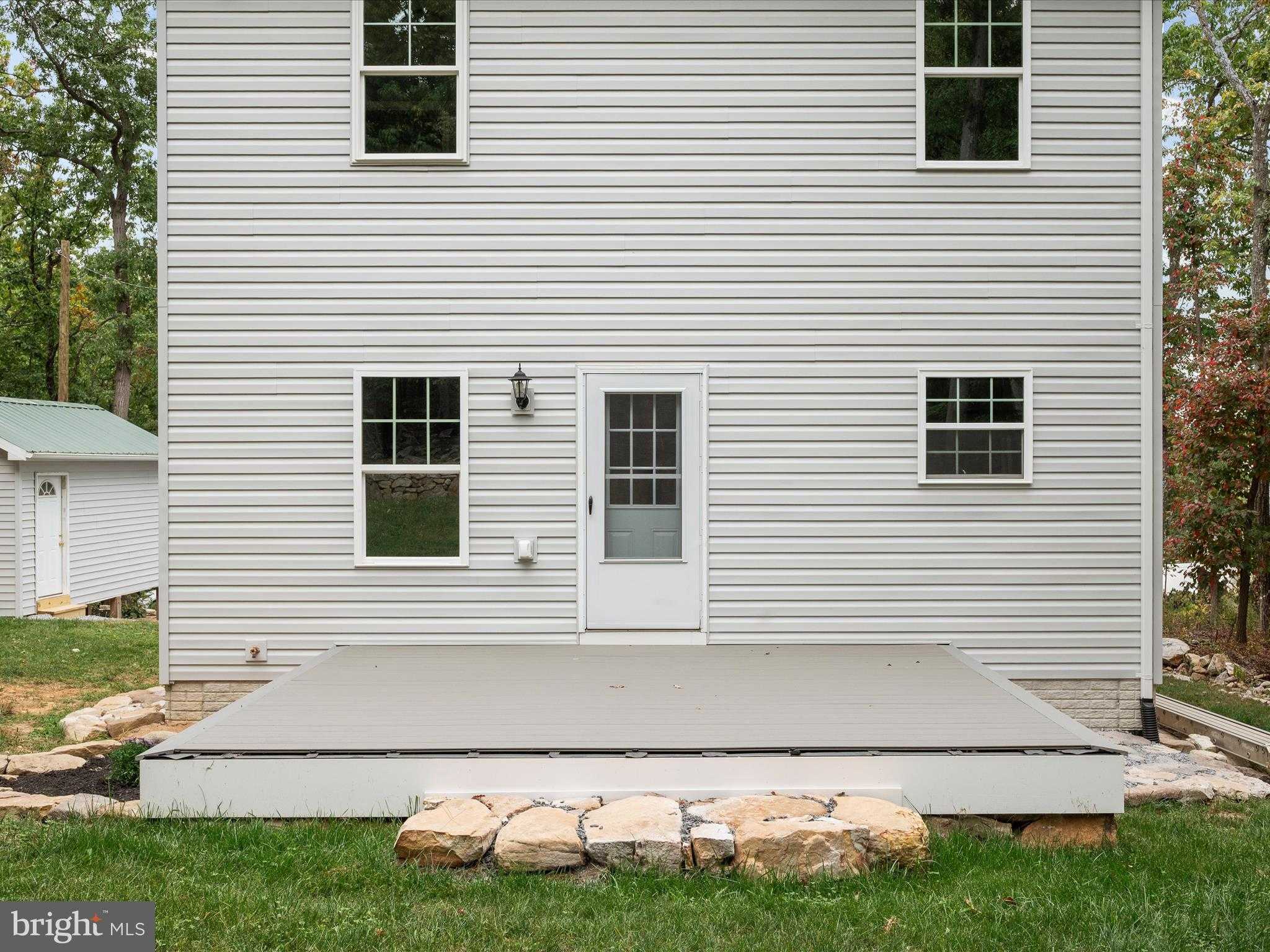 513 Pheasant Dr photo 32