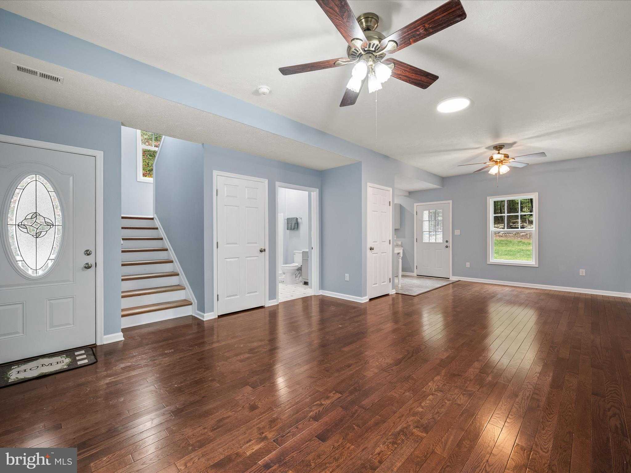 513 Pheasant Dr photo 8