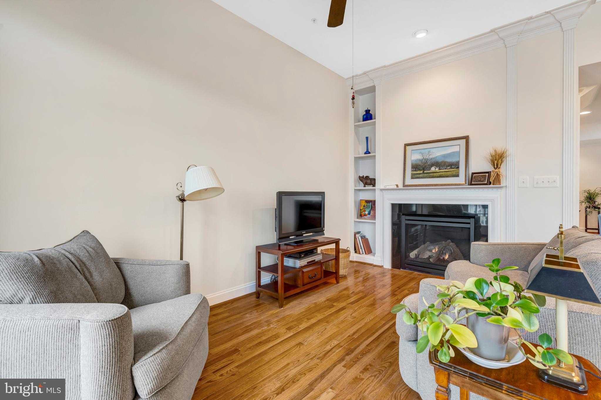 3534 Goddard Way photo 22