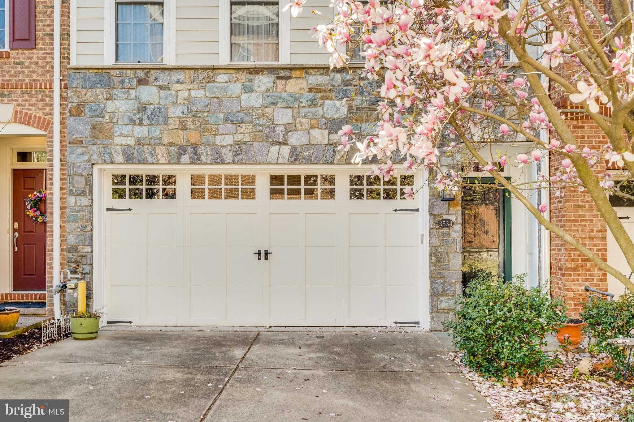 3534 Goddard Way photo 3