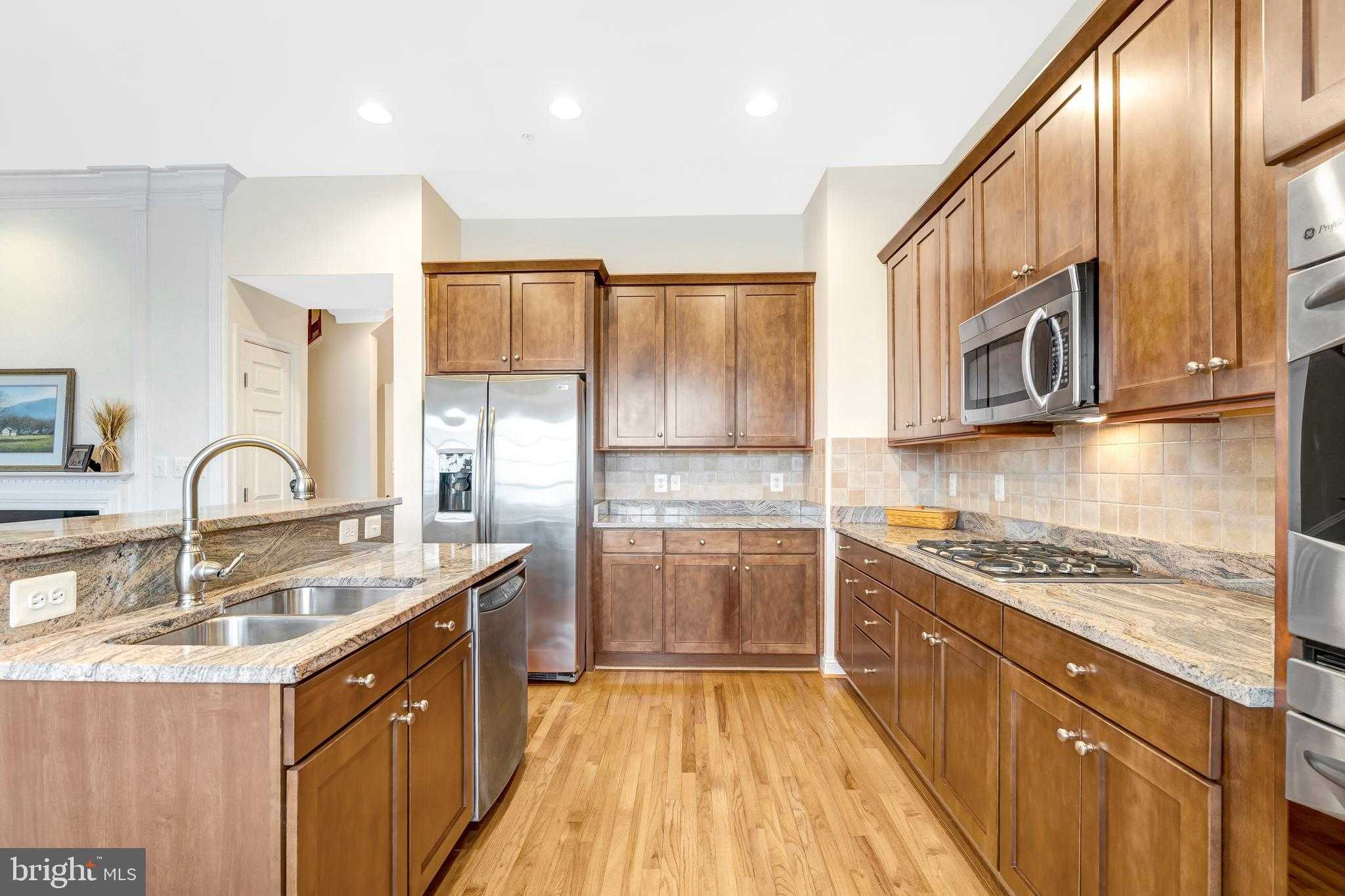 3534 Goddard Way photo 30