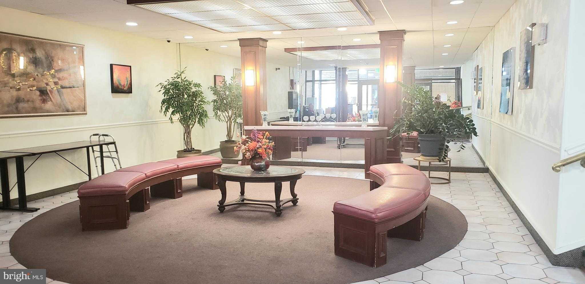 130 Slade Ave Apt 325