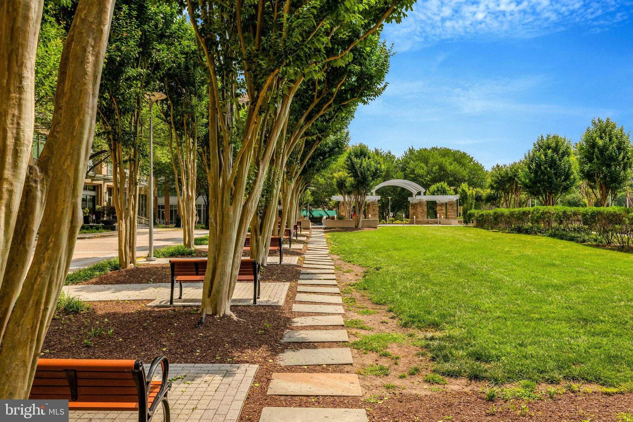 8220 Crestwood Heights Dr Apt 812 photo 55