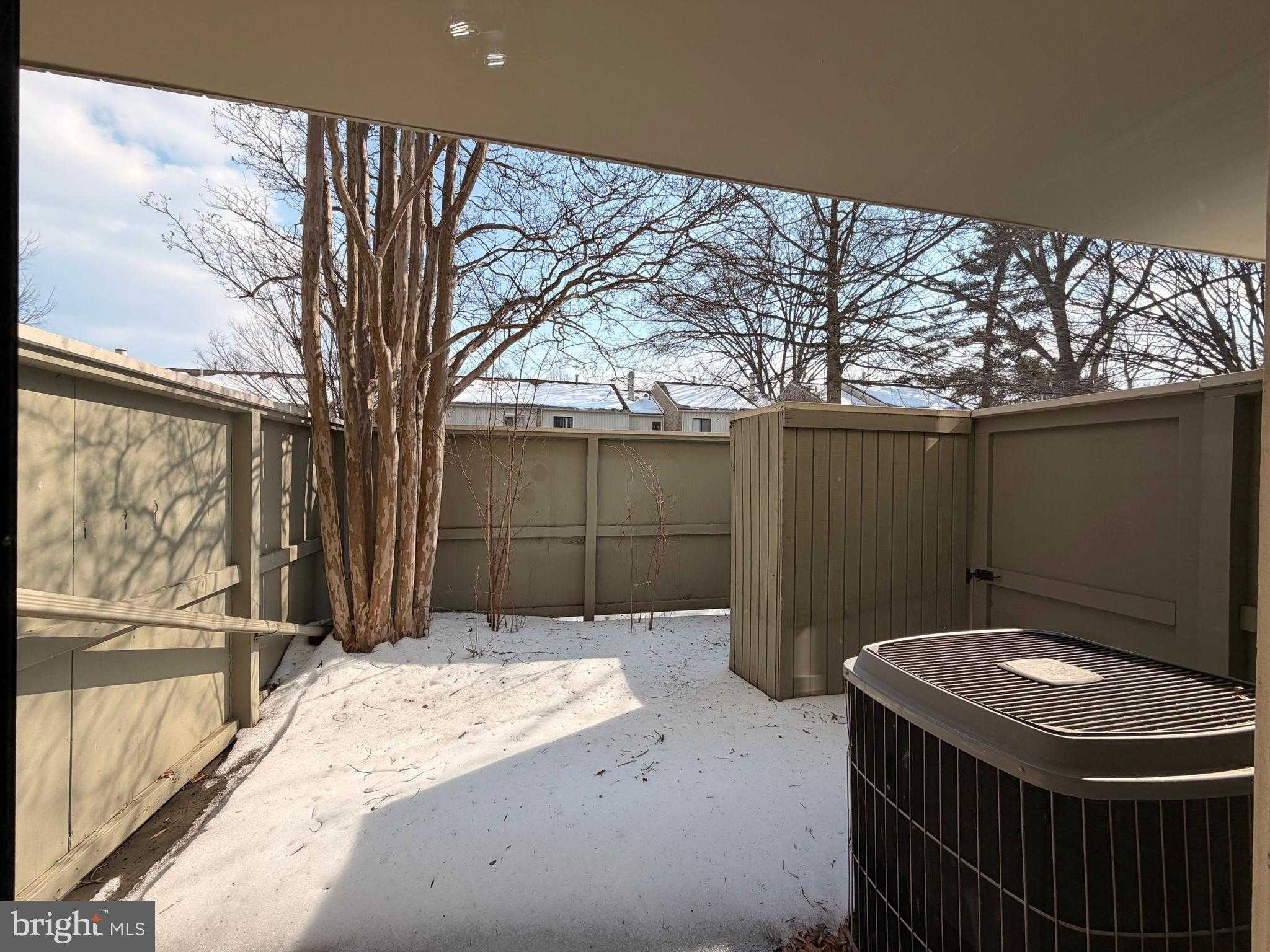 5236 Pooks Hill Rd # D23 photo 35