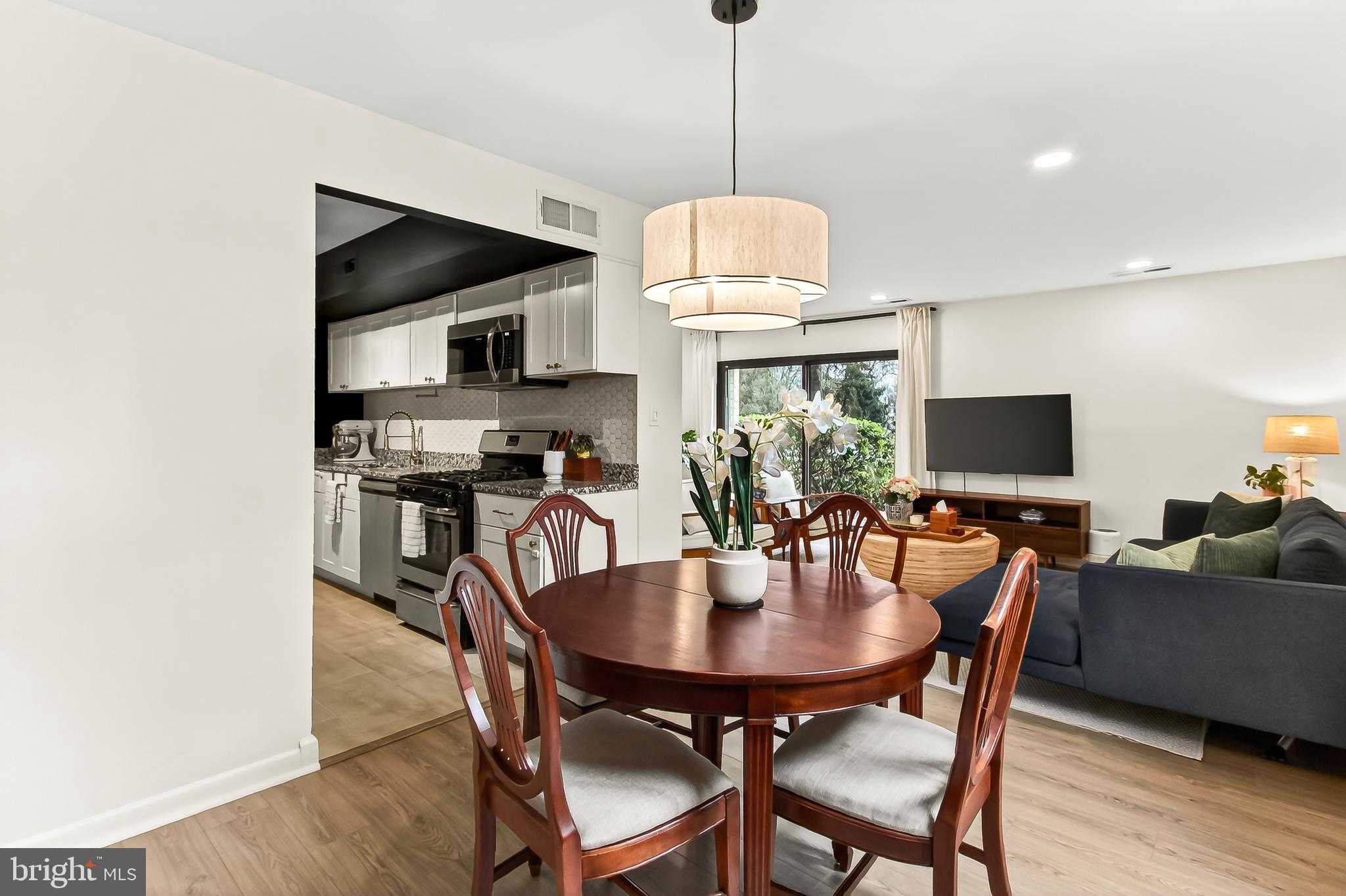 3100 S Manchester St Apt T16 photo 14