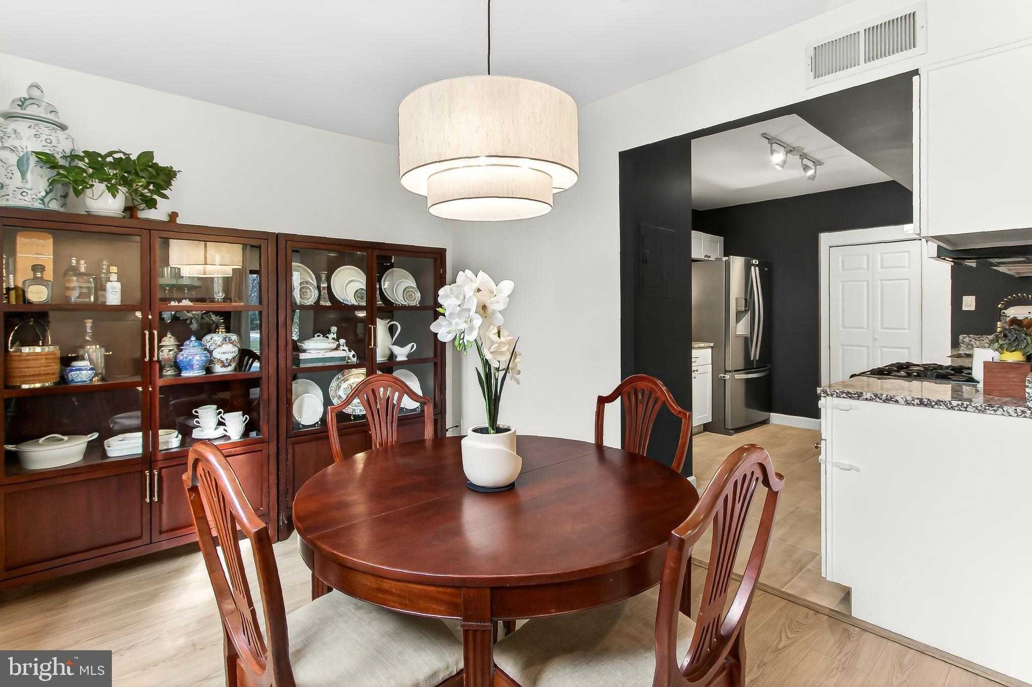 3100 S Manchester St Apt T16 photo 15