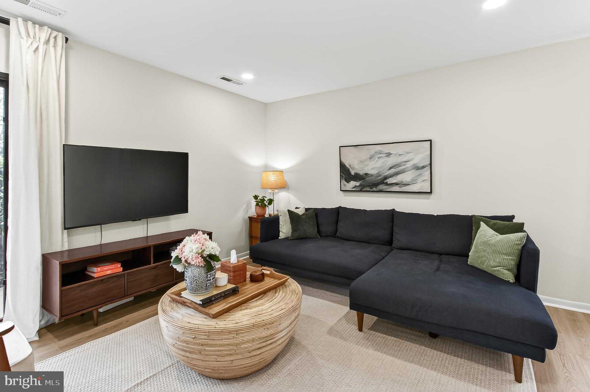 3100 S Manchester St Apt T16 photo 8