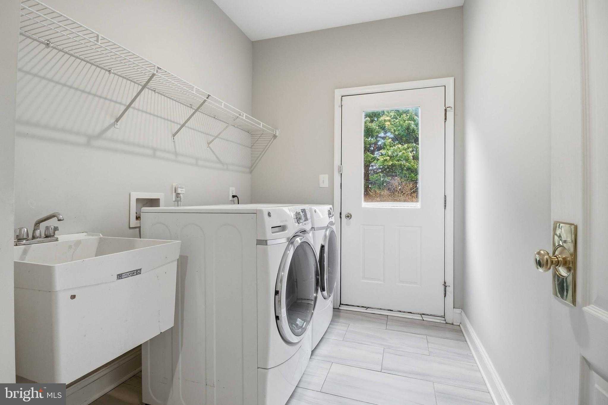 3221 Spring Rain CT photo 25