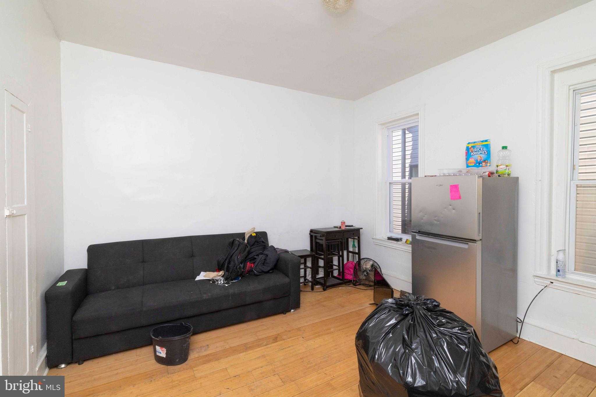 3214 W Diamond St photo 13