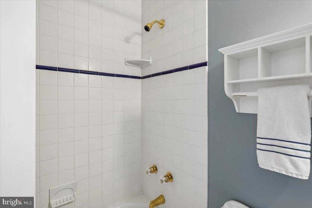 28 Bouton Green CT photo 30