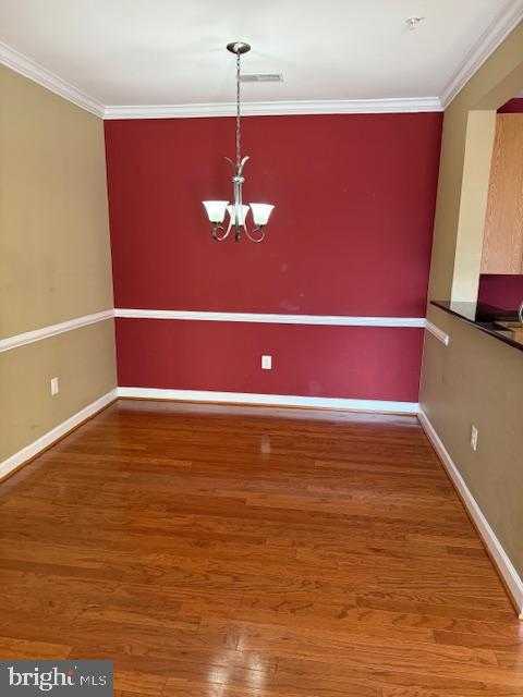6185 Willow Pl Apt 105 photo 9