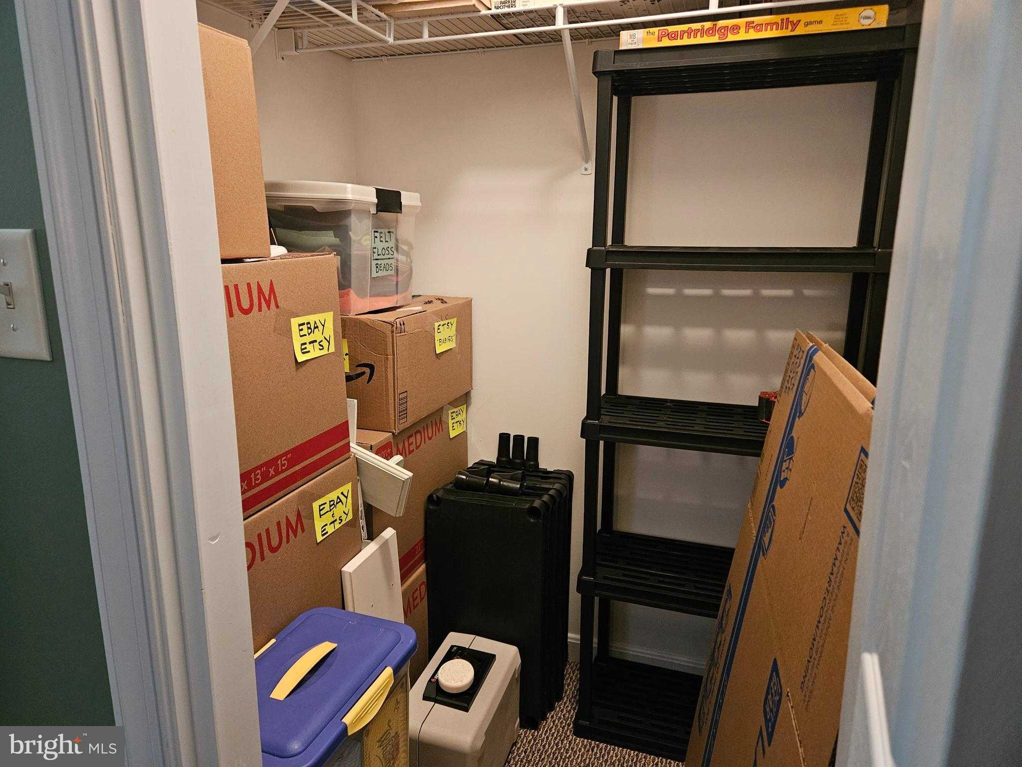 14 Colonial CT photo 18