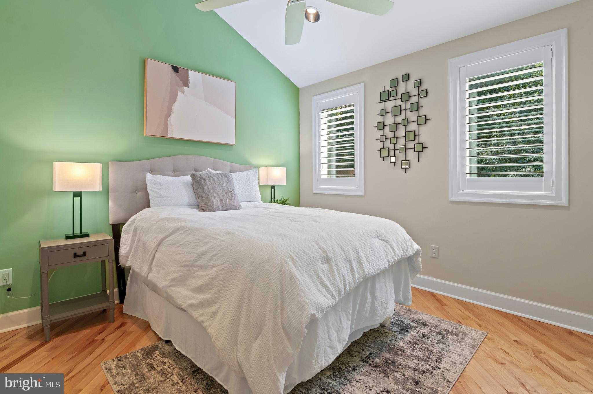 856 Saint Edmonds Pl photo 71