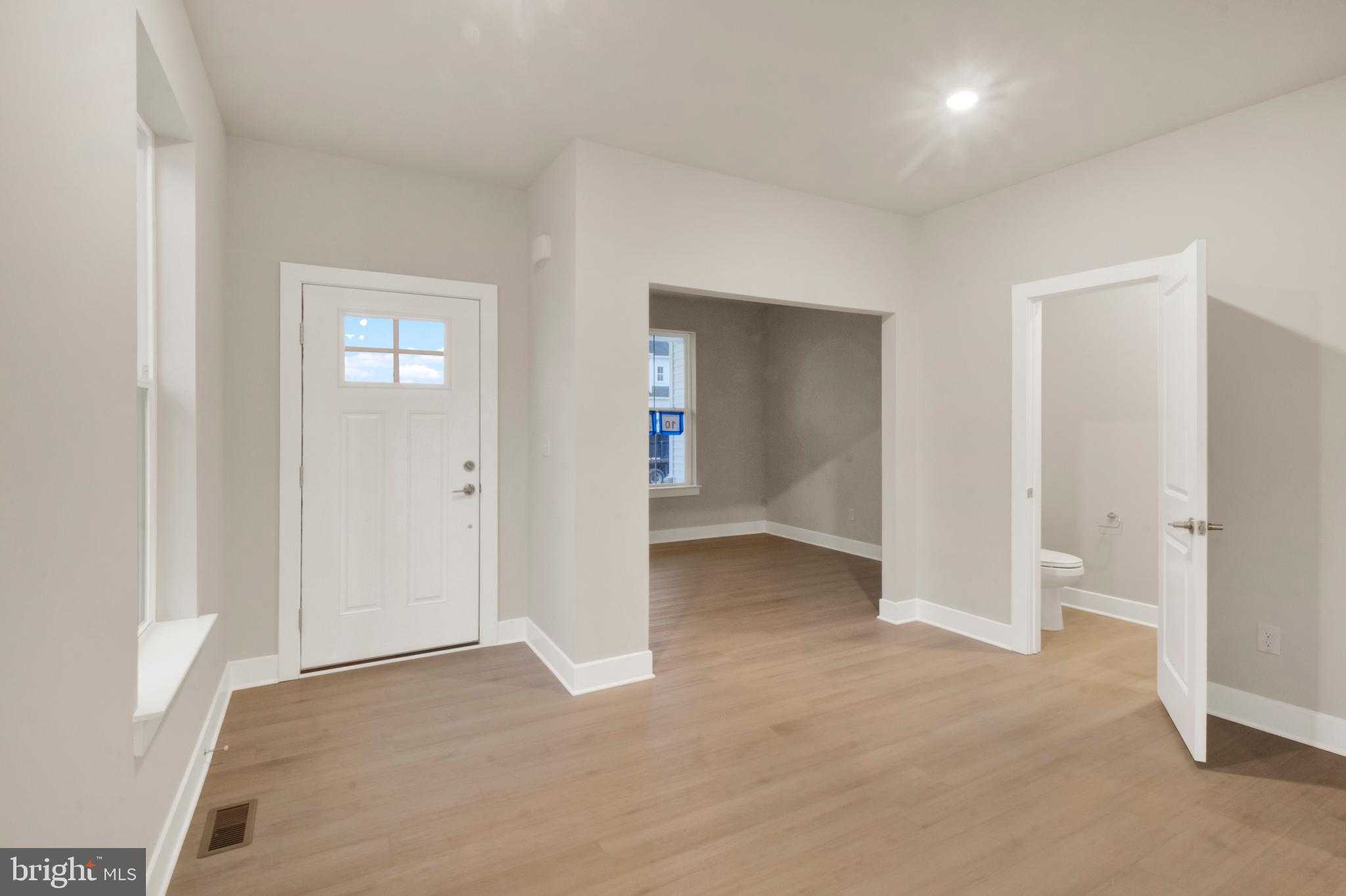 71 Steiner Way photo 2