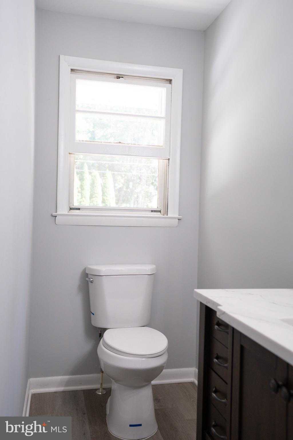 7005 Beachmont Dr photo 50